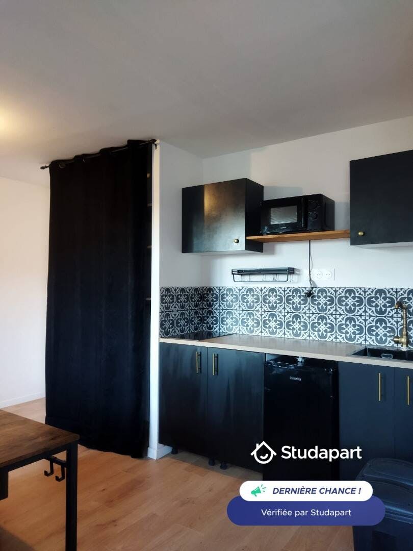 Квартира сдается в аренду за 700 € в месяц в Angers, Rue Henri Chaperon