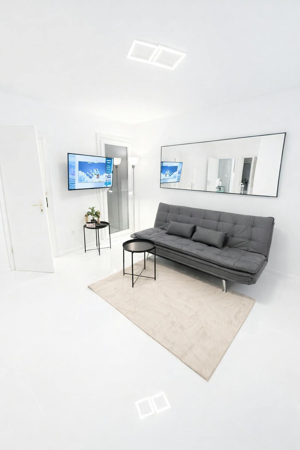 Apartment for rent for €2,990 per month in Putzbrunn, Rauschbergstraße