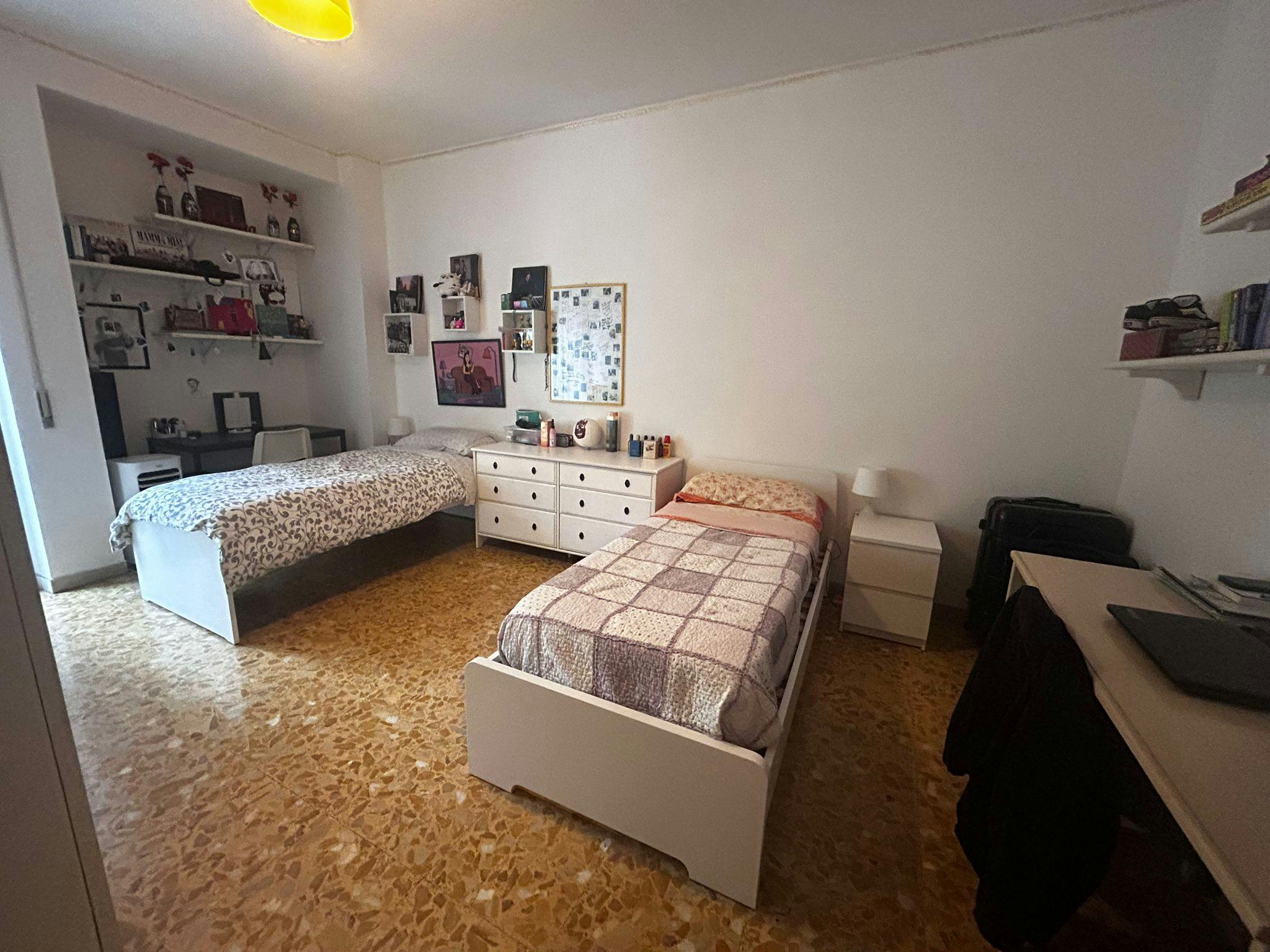 Privat rum att hyra för 280 € i månaden i Florence, Via Enrico Forlanini