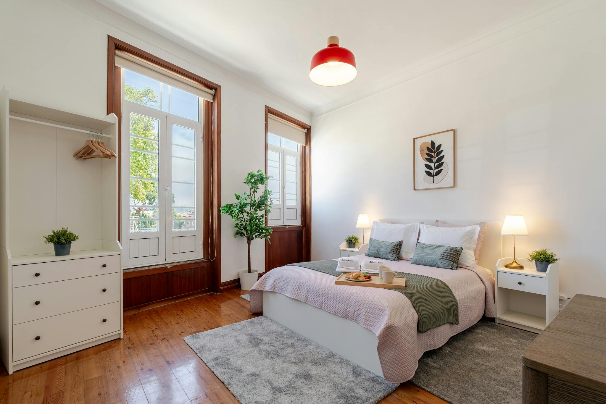 Rua do Mirante, Porto preview