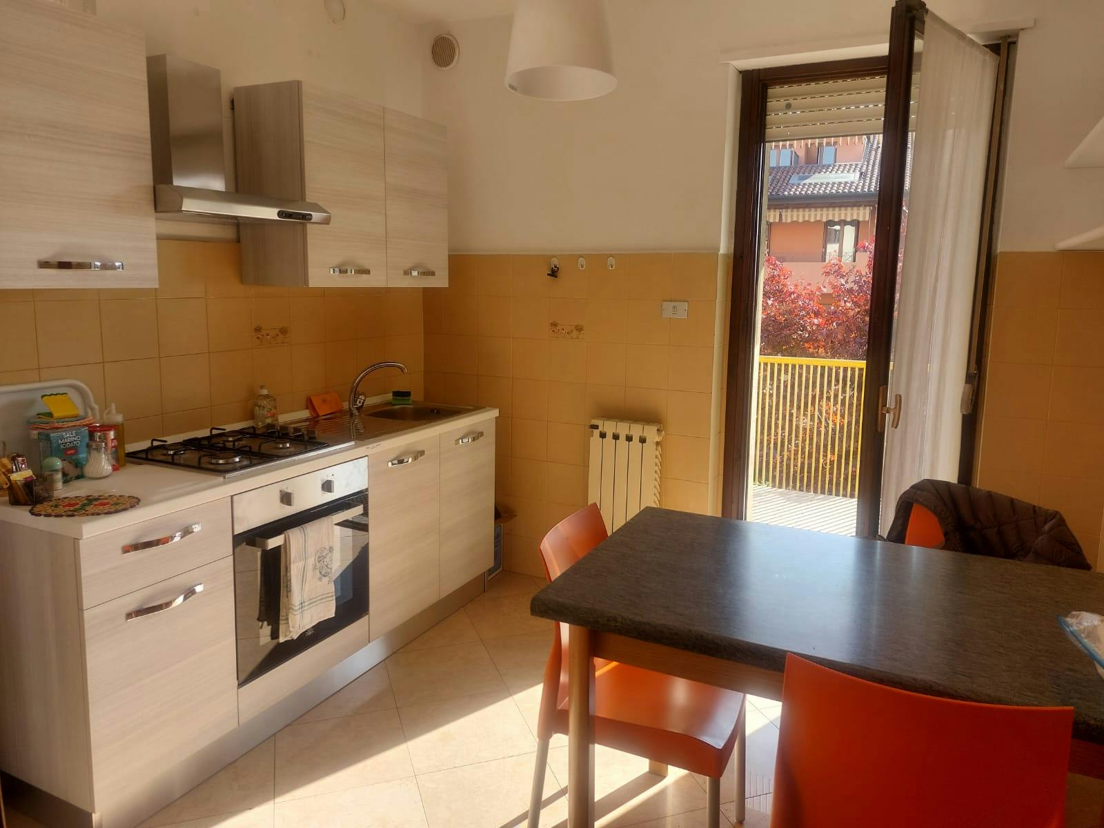 Mehrbettzimmer zu mieten für 450 € pro Monat in Ranica, Passaggio IV Novembre