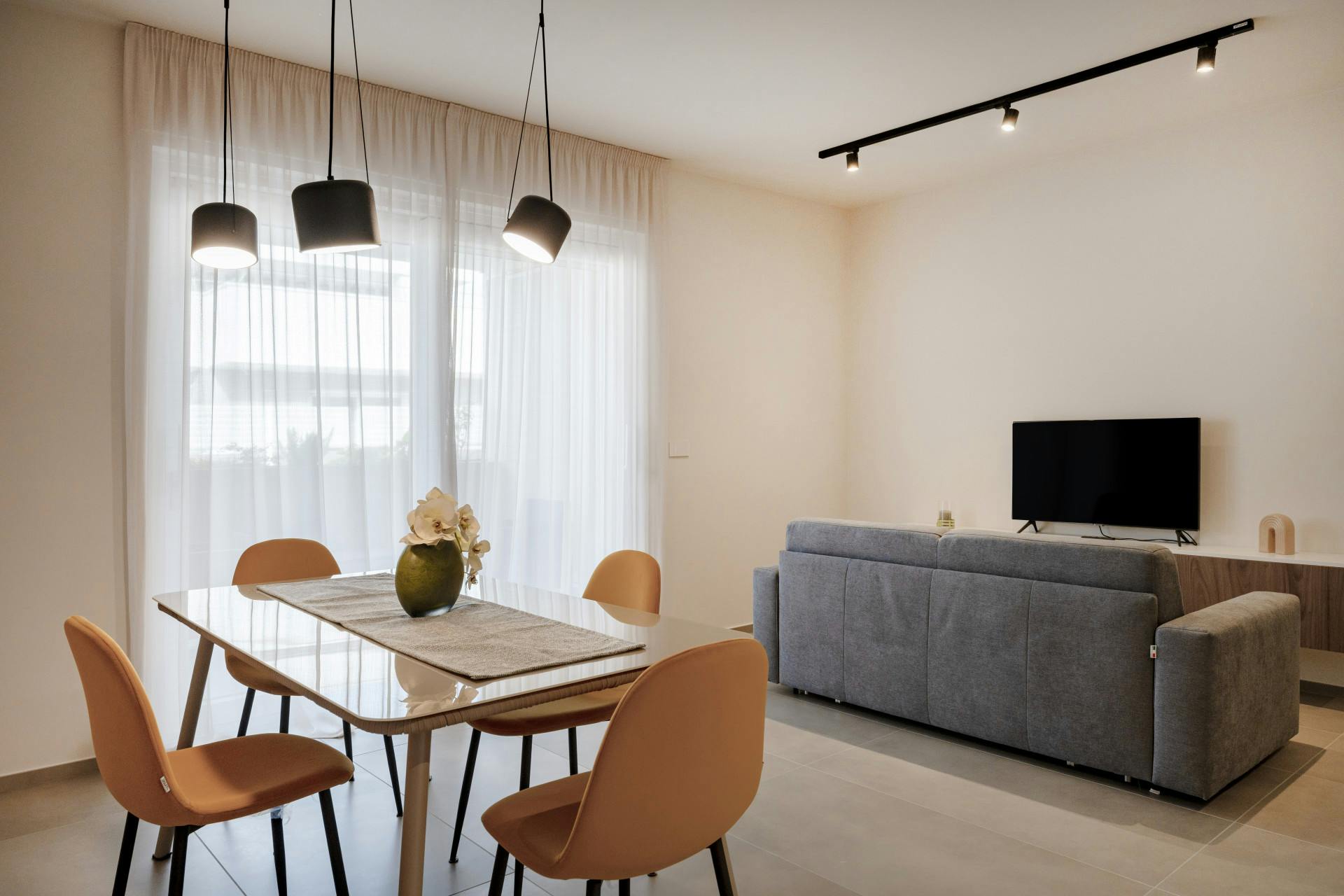 Casa in affitto a 10.000 € al mese a Bari, Via Giovanni Amendola