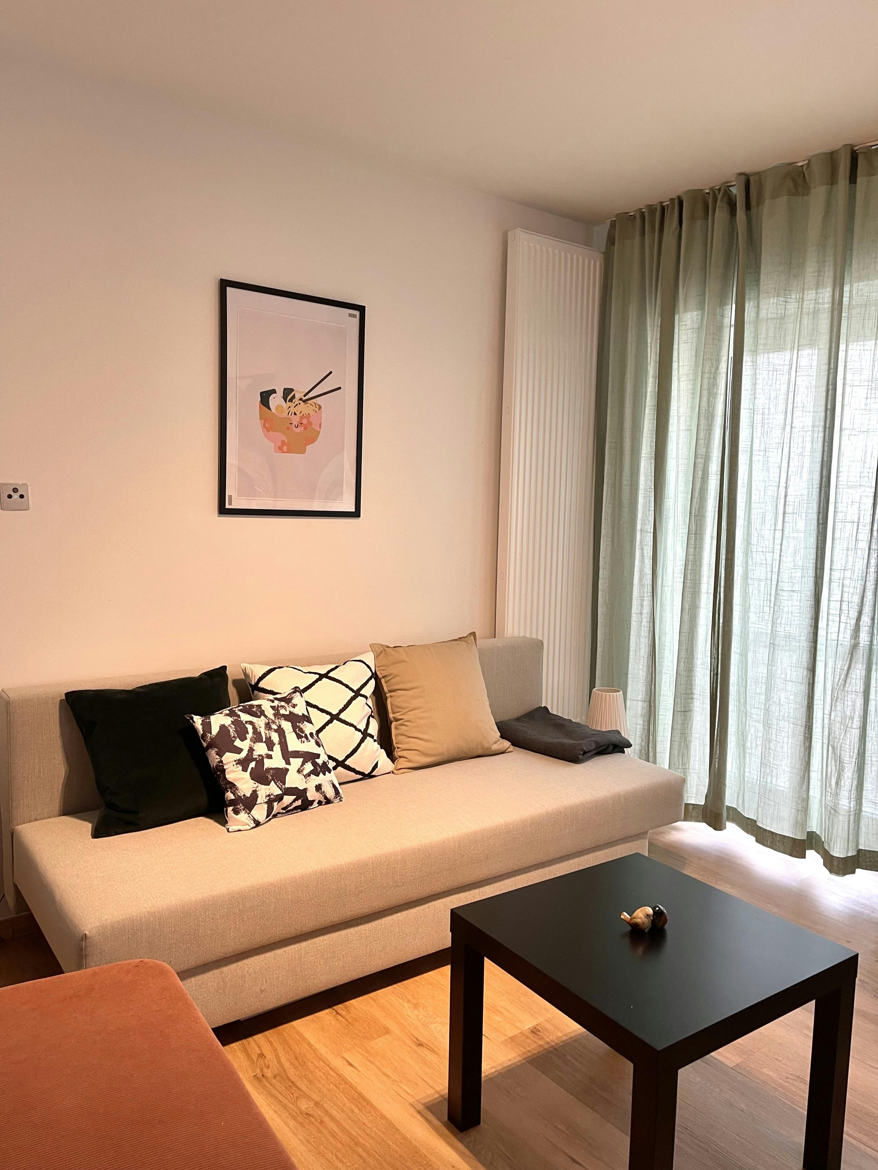 Apartment for rent for €1,690 per month in Stuttgart, Sophienstraße