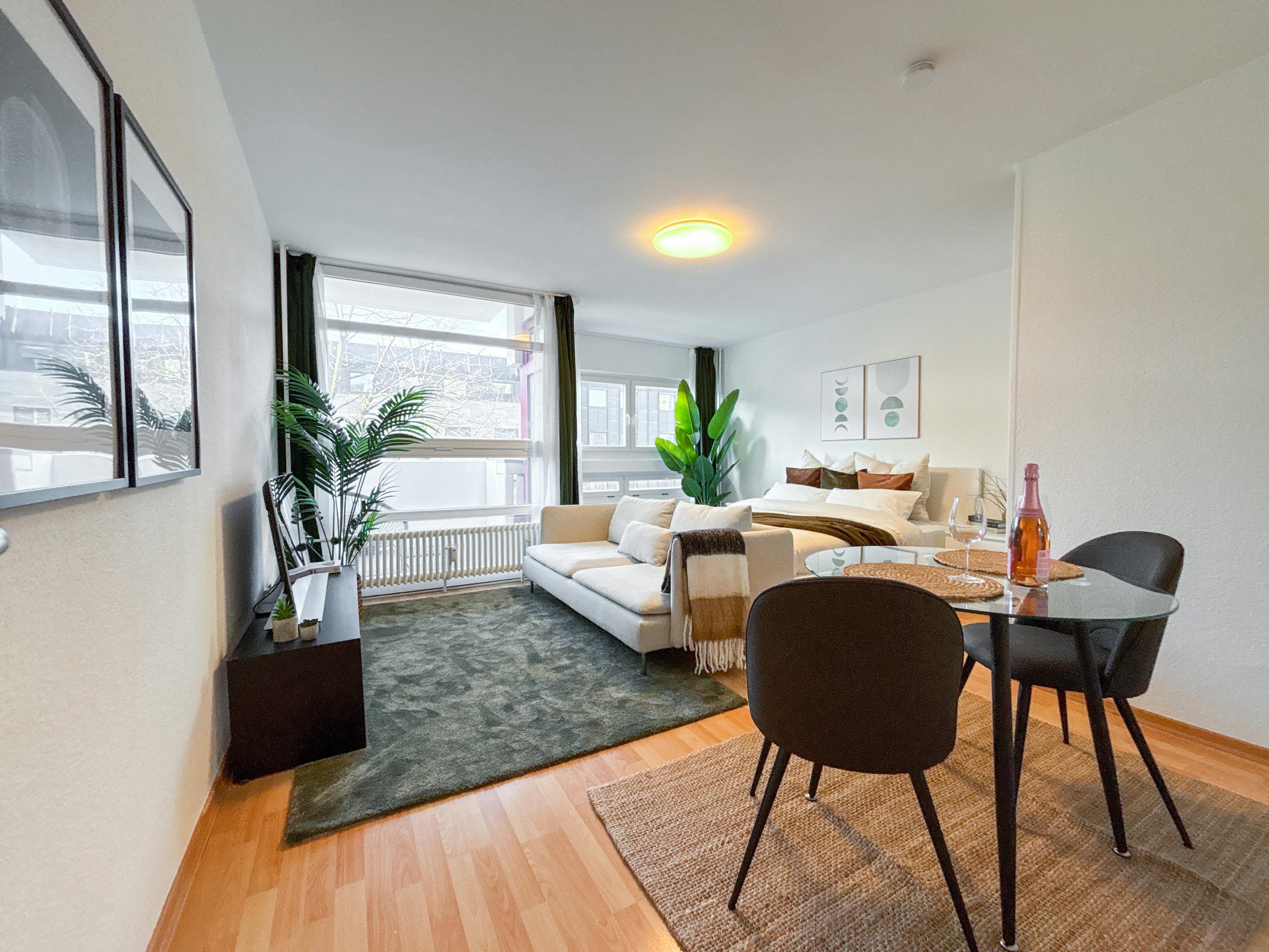 Studio for rent for €1,300 per month in Berlin, Georg-Wilhelm-Straße