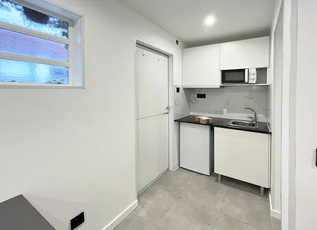 Apartment in Avenida Doutor Bissaya Barreto, Coimbra room image 1