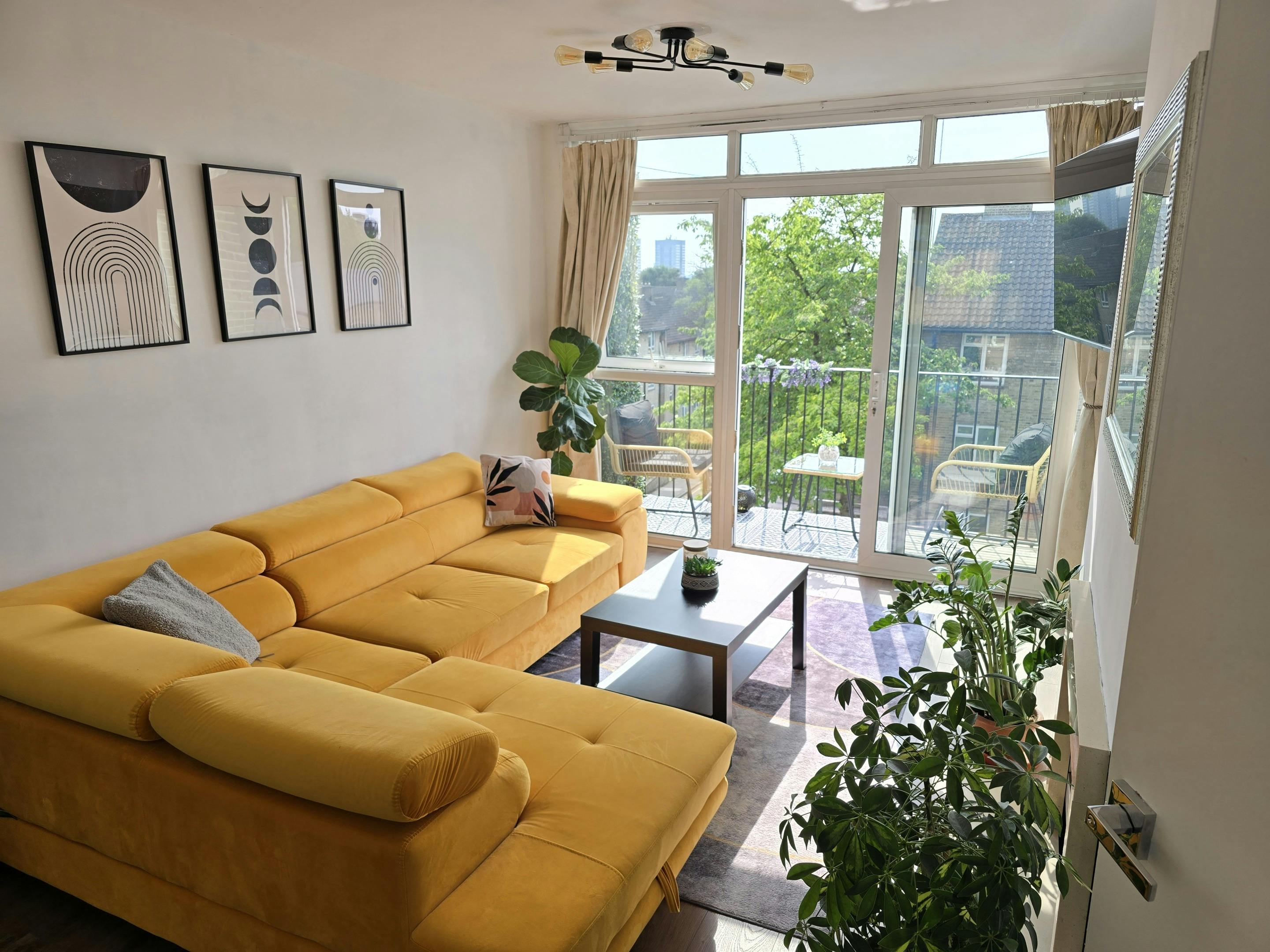 Квартира за оренду для 3 207 GBP на місяць у London, Dobson Close