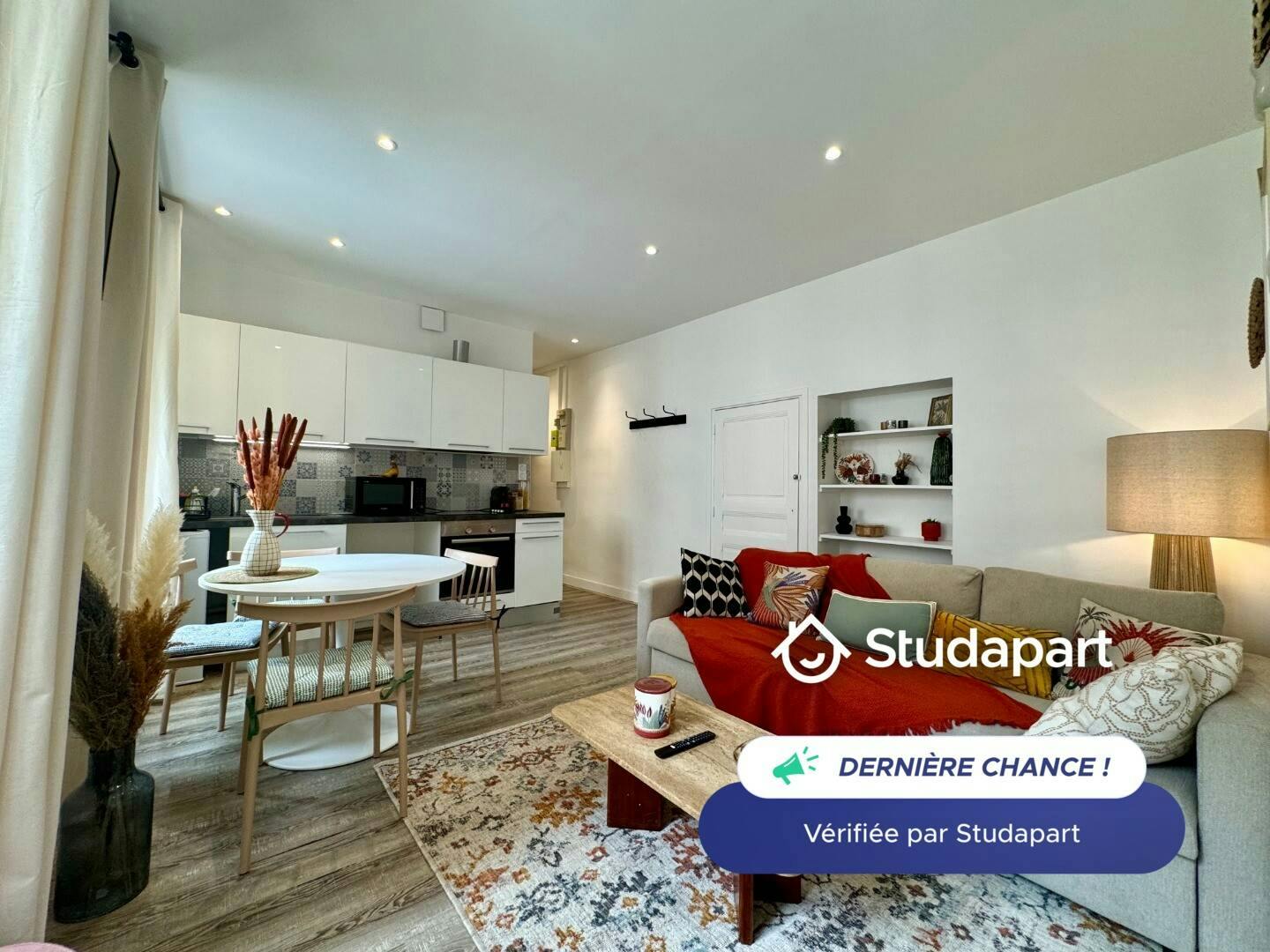 Apartment for rent on Rue de Nuits, Lyon