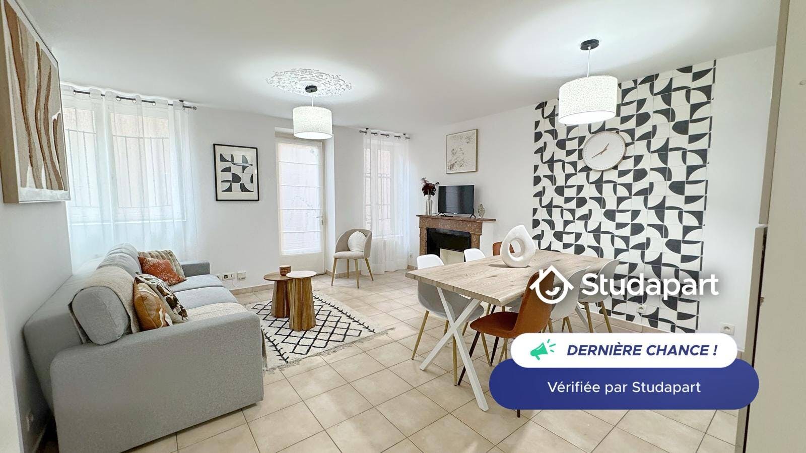 Apartment for rent for €1,900 per month in Lyon, Rue Paul Bert