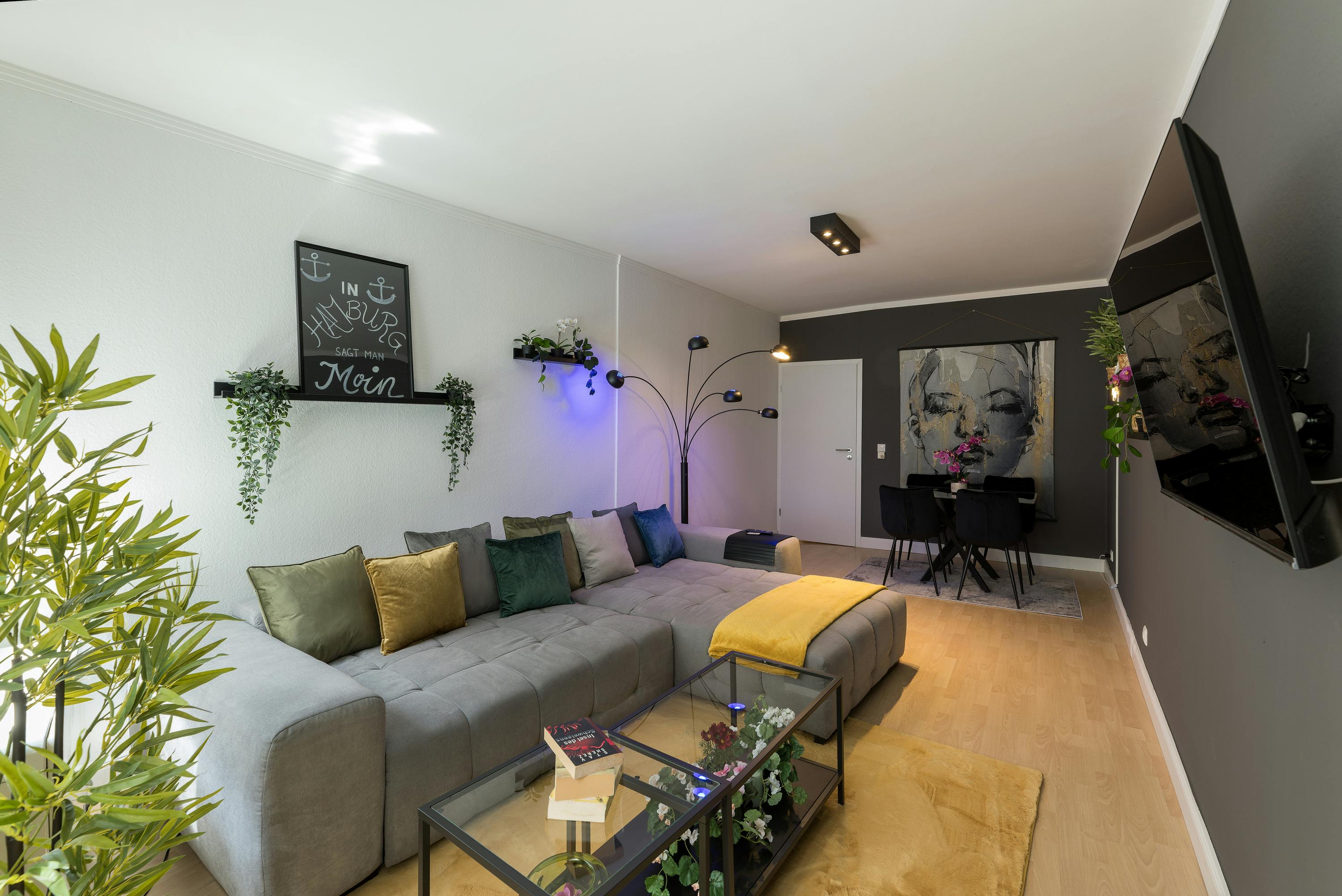 Wohnung zu mieten für 2.100 € pro Monat in Hamburg, Katharinenstraße