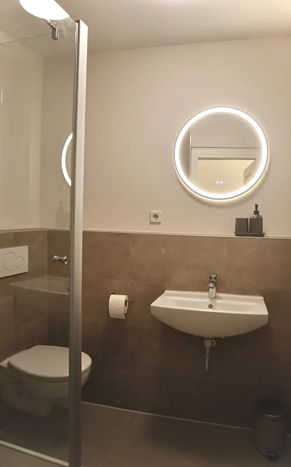 1-Bedroom Apartment in Oberbilker Allee, Düsseldorf (1678959) ROOM 3