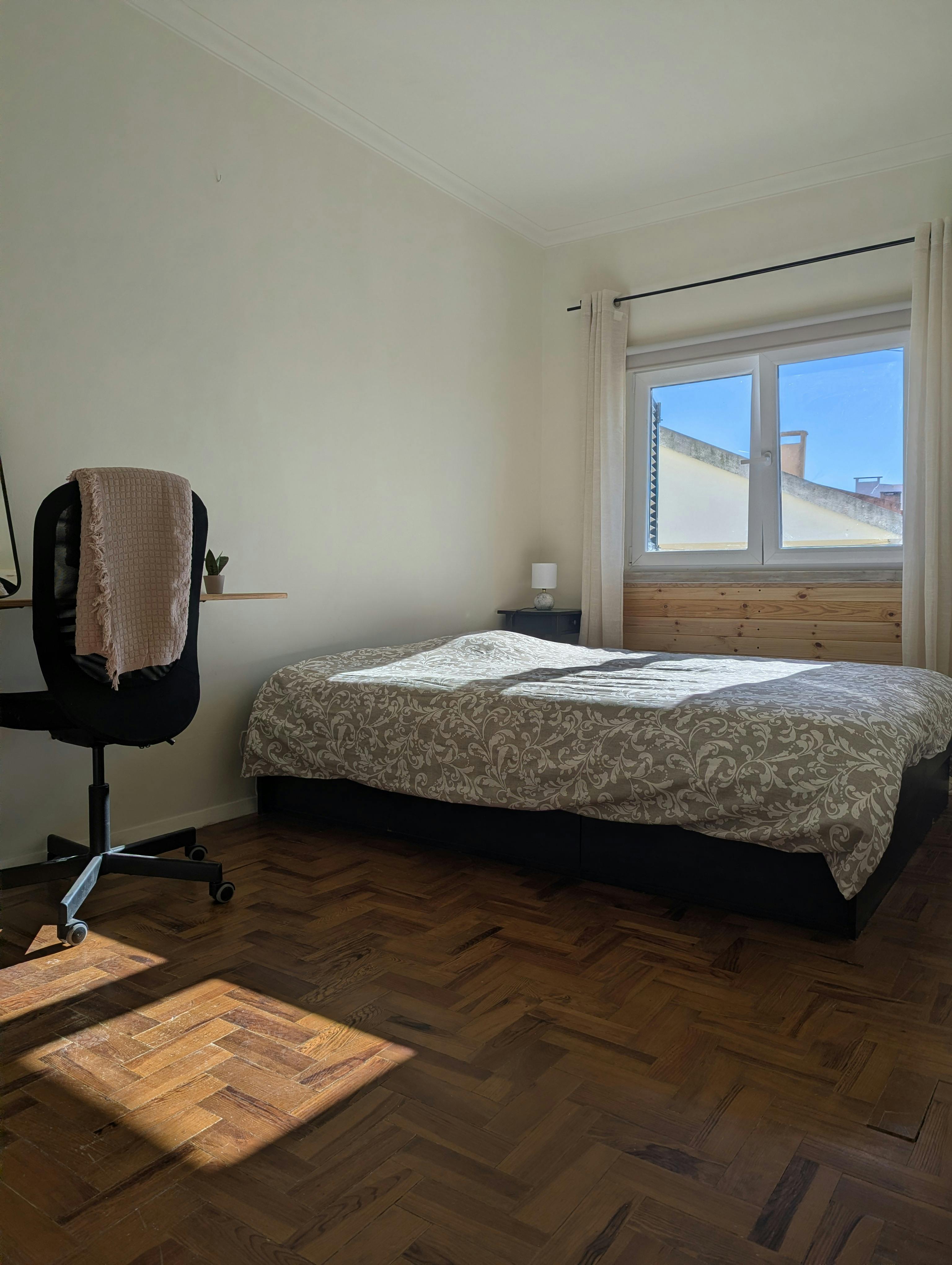 私人房间 正在以 €550 的月租出租，其位于 Cascais, Rua São Mateus