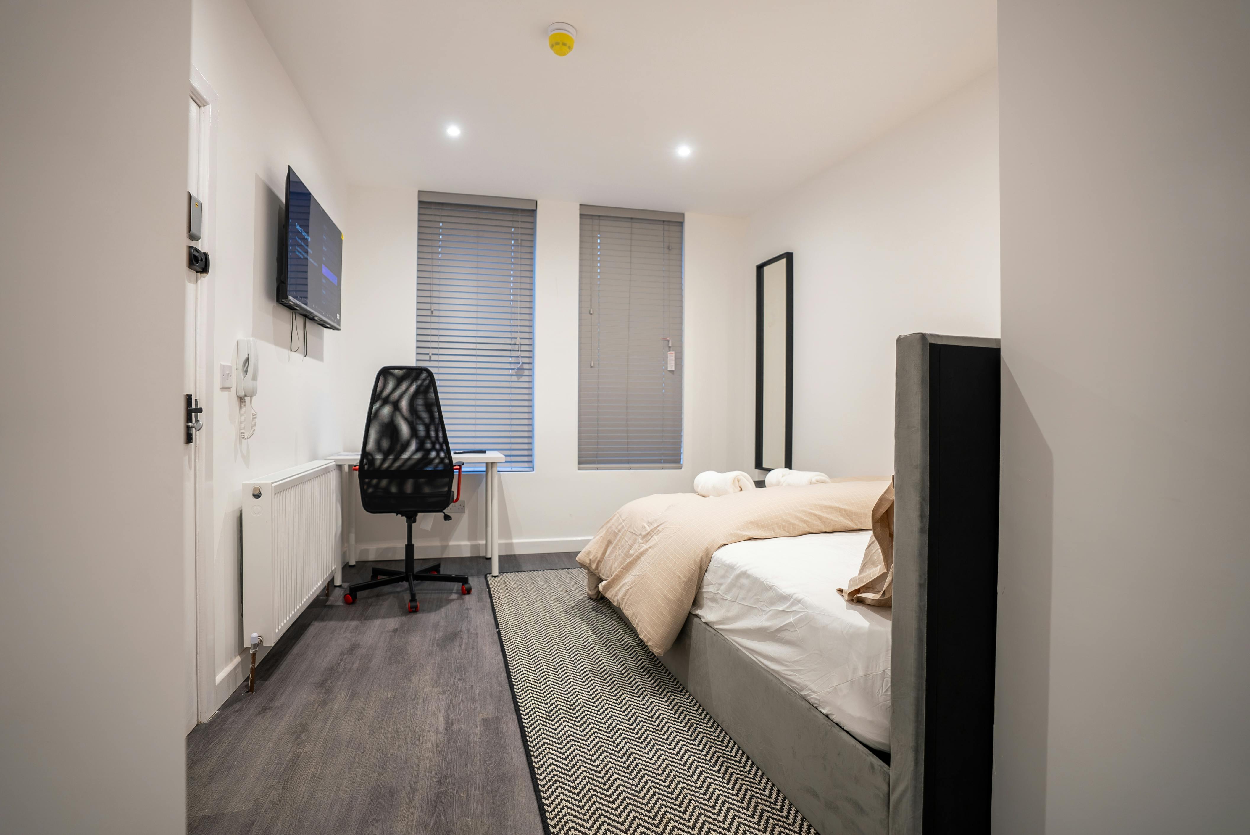 Single room Folkestone, 1 bed, 10m² — photo 1