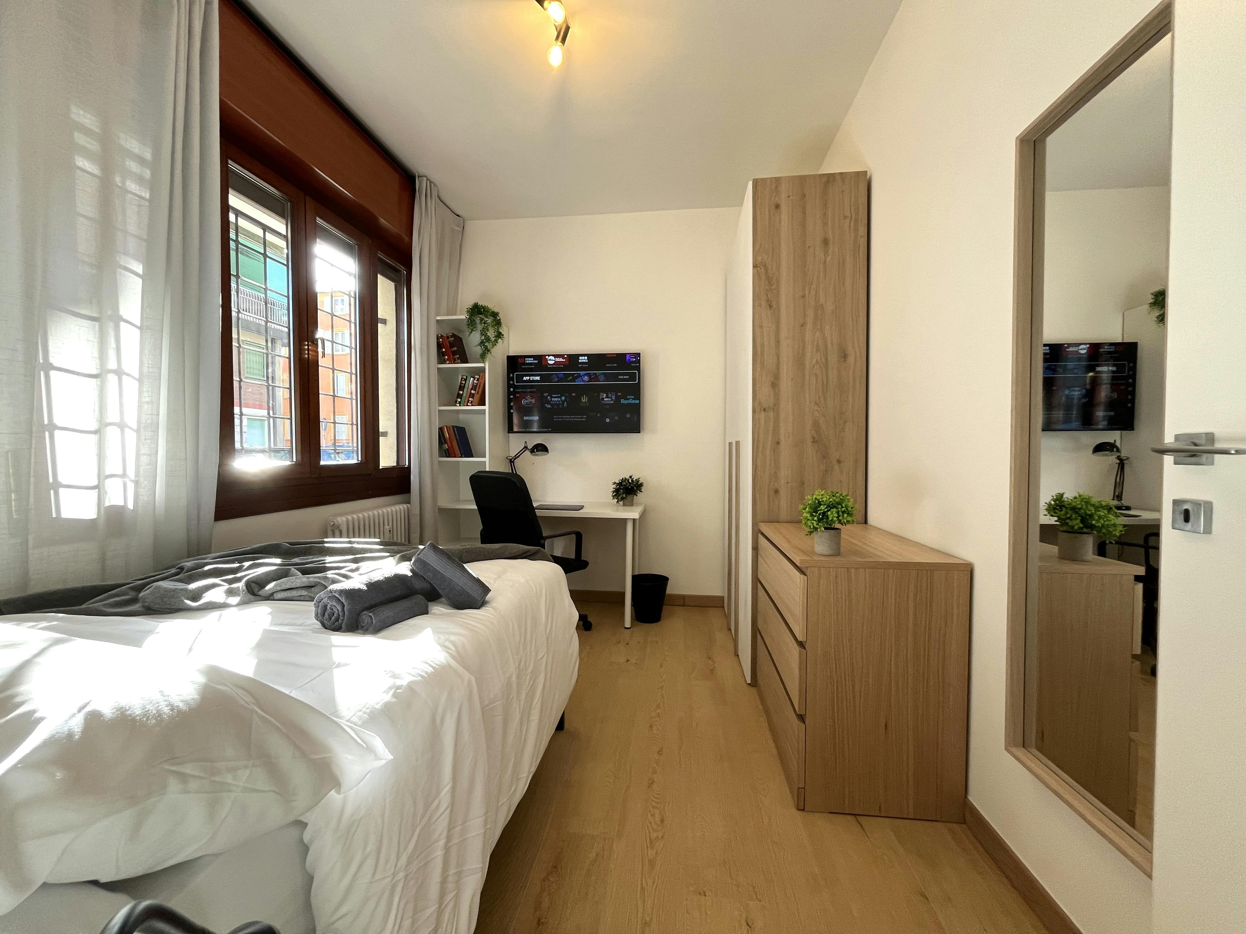 Pokój prywatny do wynajęcia za 590 € miesięcznie w mieście Modena, Via Gerolamo Tiraboschi