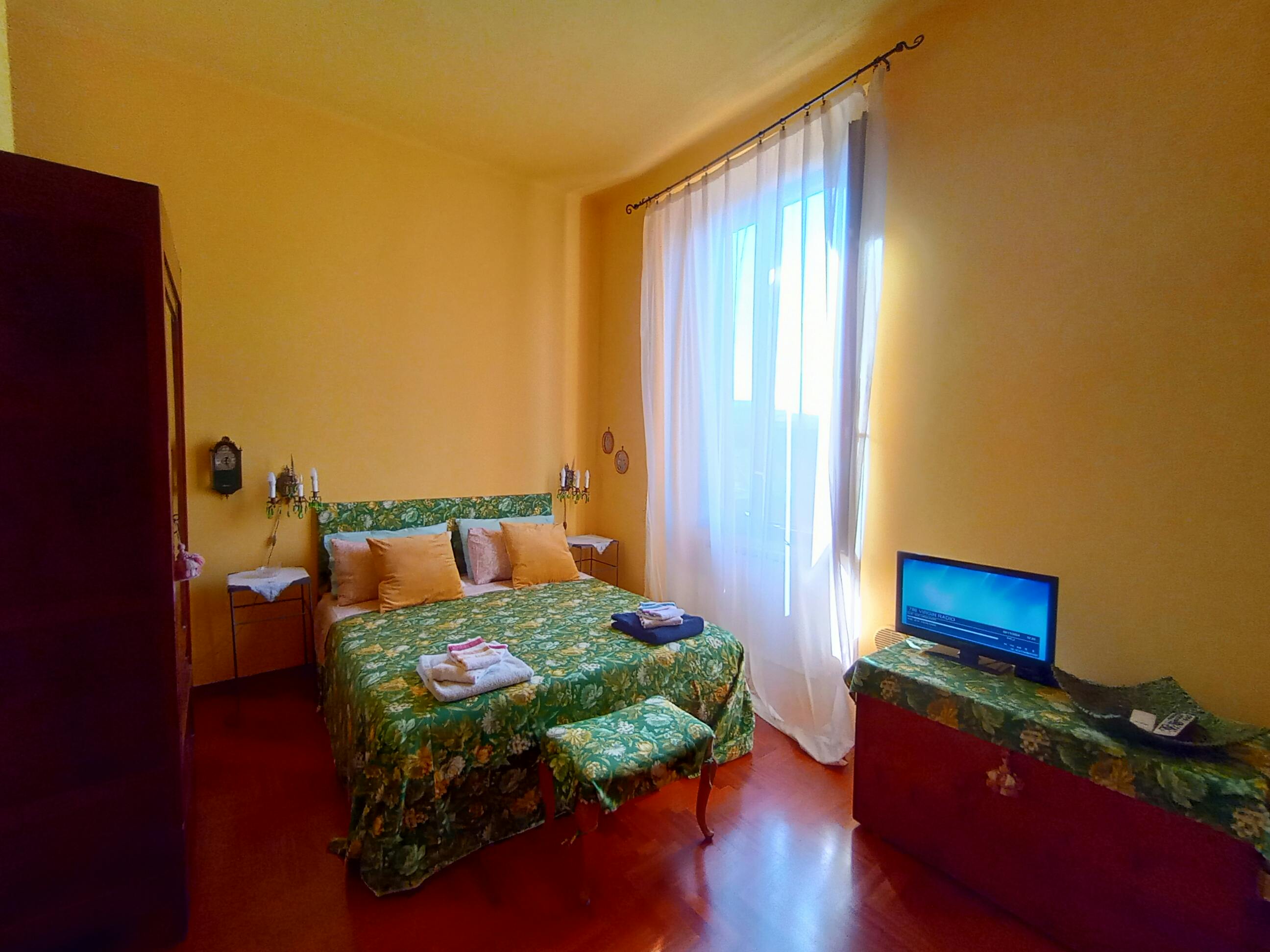 Studio for rent for €1,000 per month in Florence, Piazza Ludovico Antonio Muratori