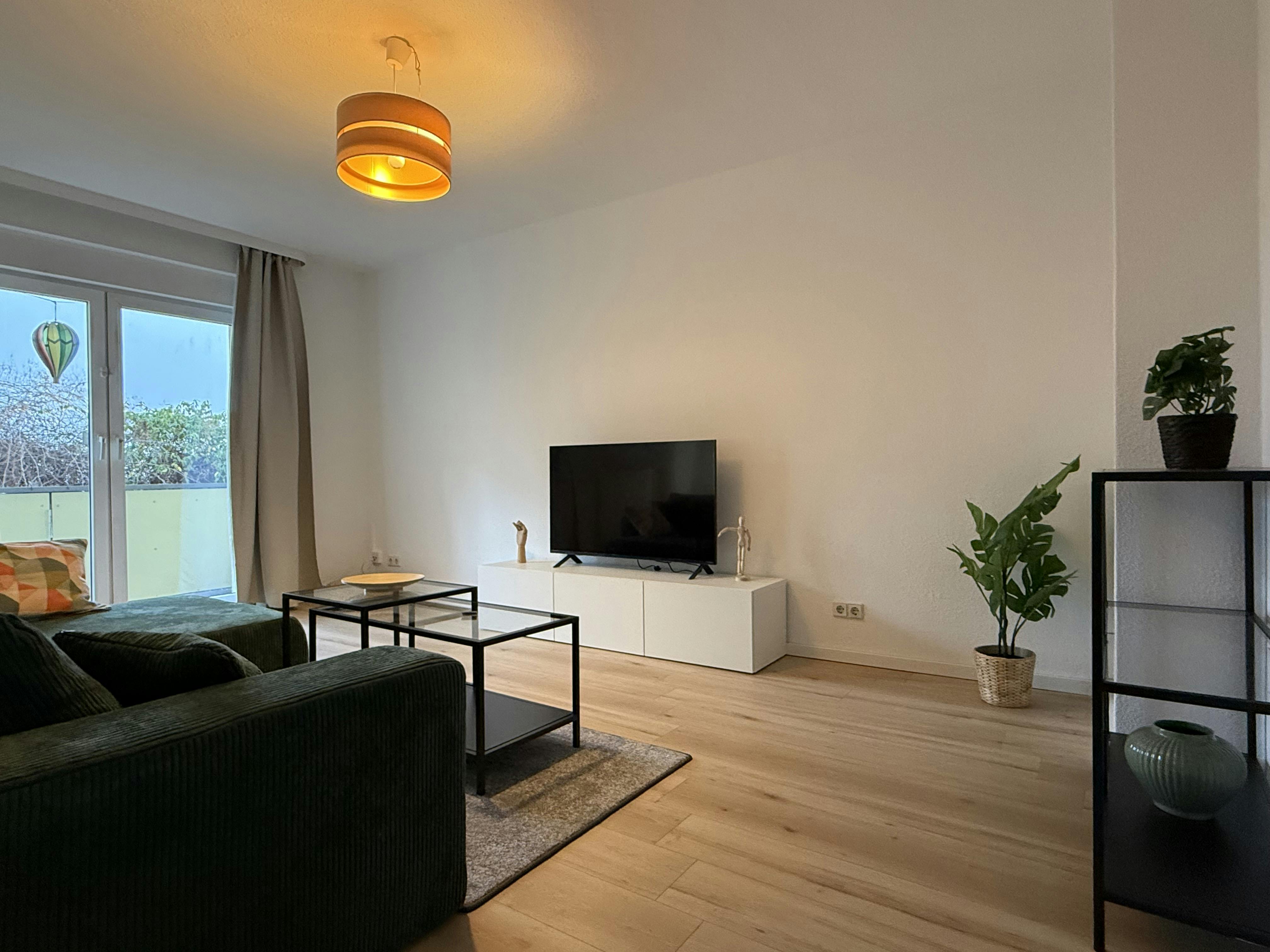 Apartment for rent for €1,340 per month in Berlin, Damerowstraße