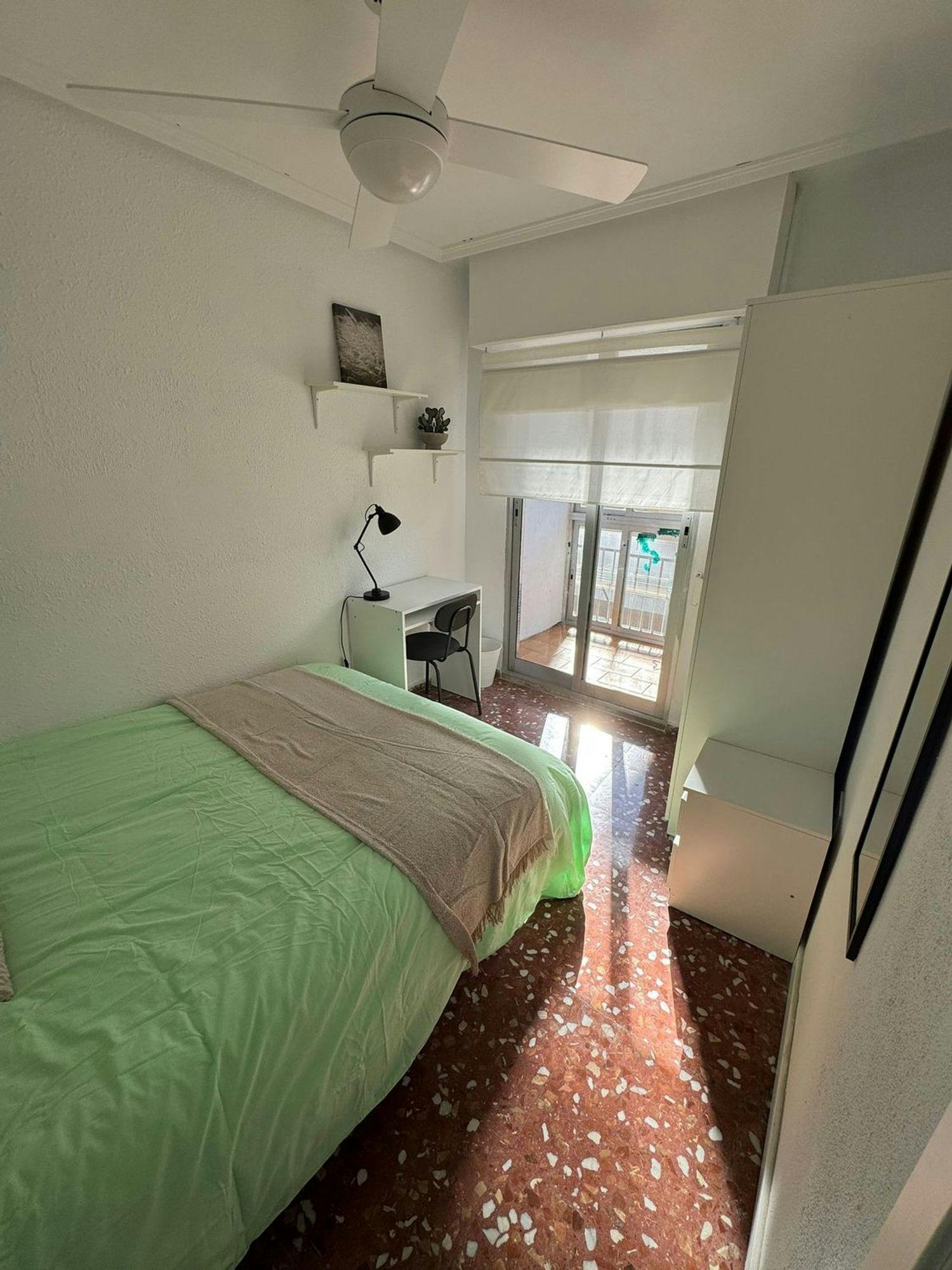 Carrer del Mestre Victoriano Andres, Torrent preview