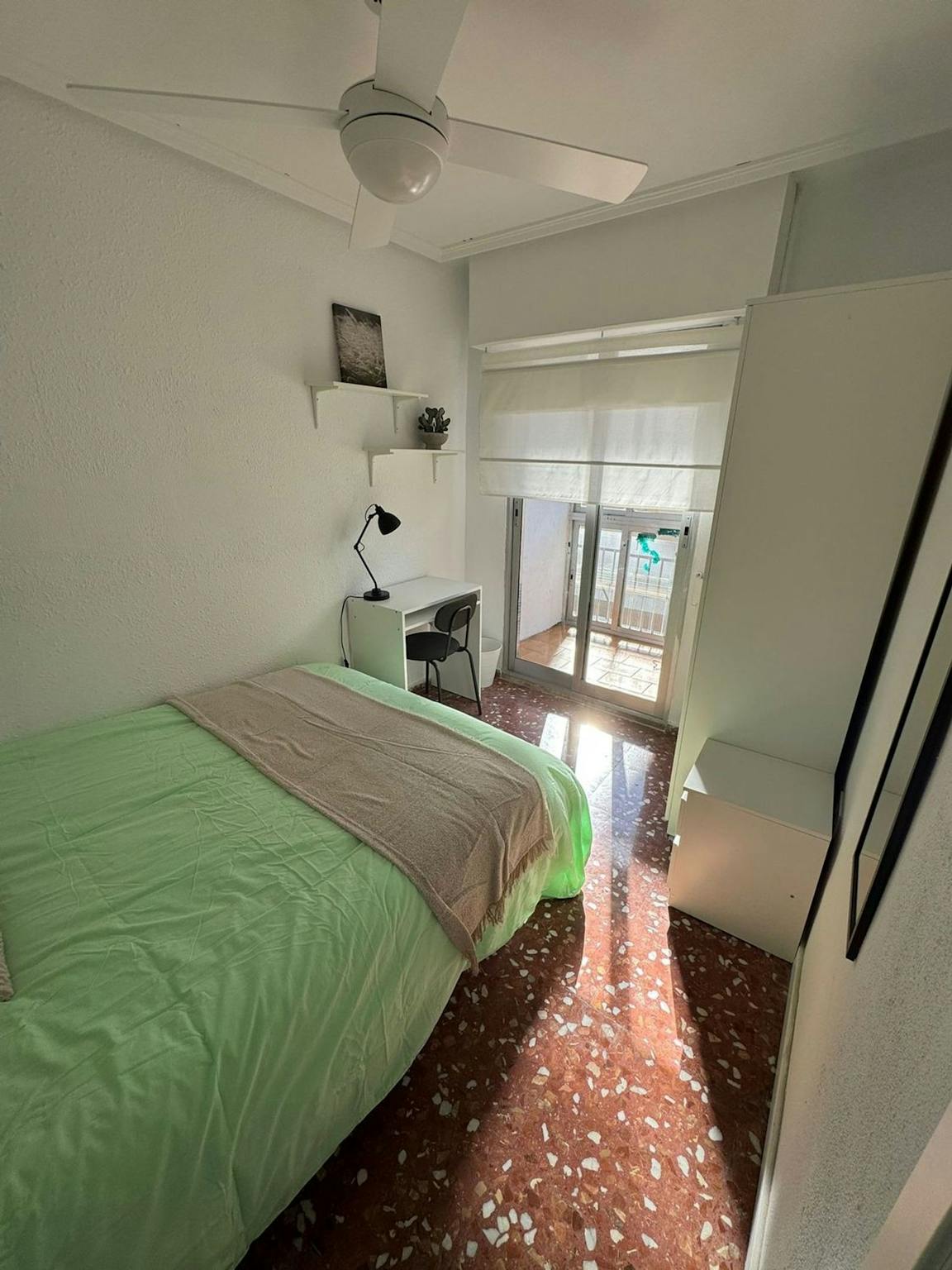 Carrer del Mestre Victoriano Andres, Torrent preview