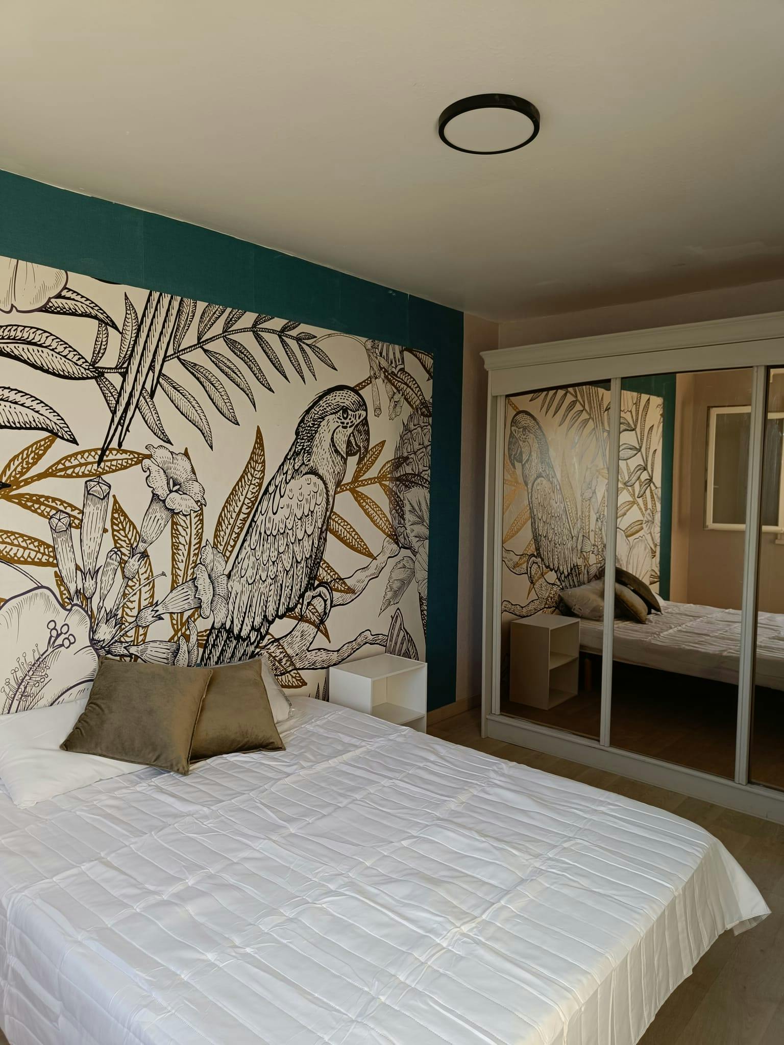 preview gallery tile