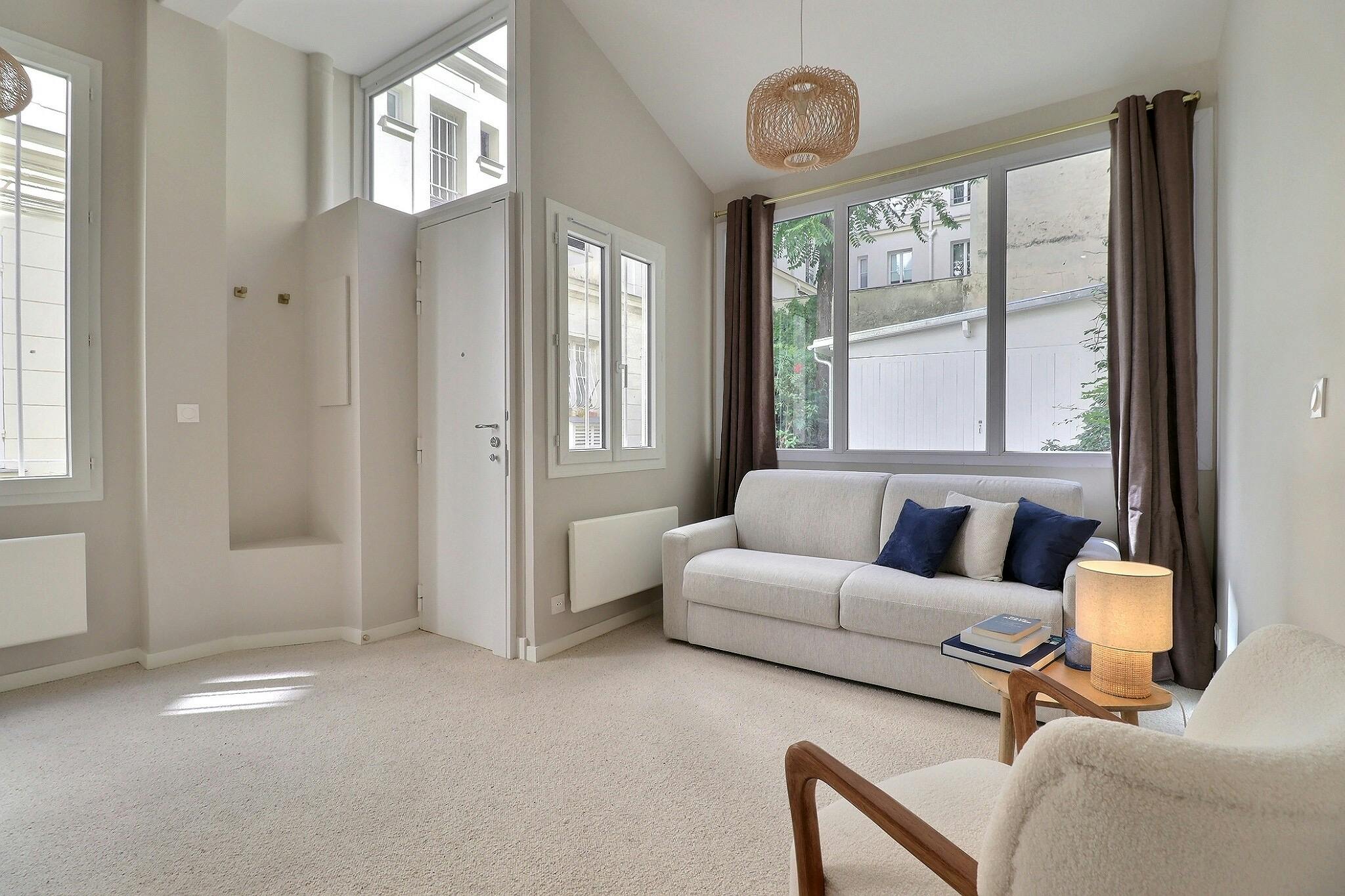 Rue Rousselet, Paris preview