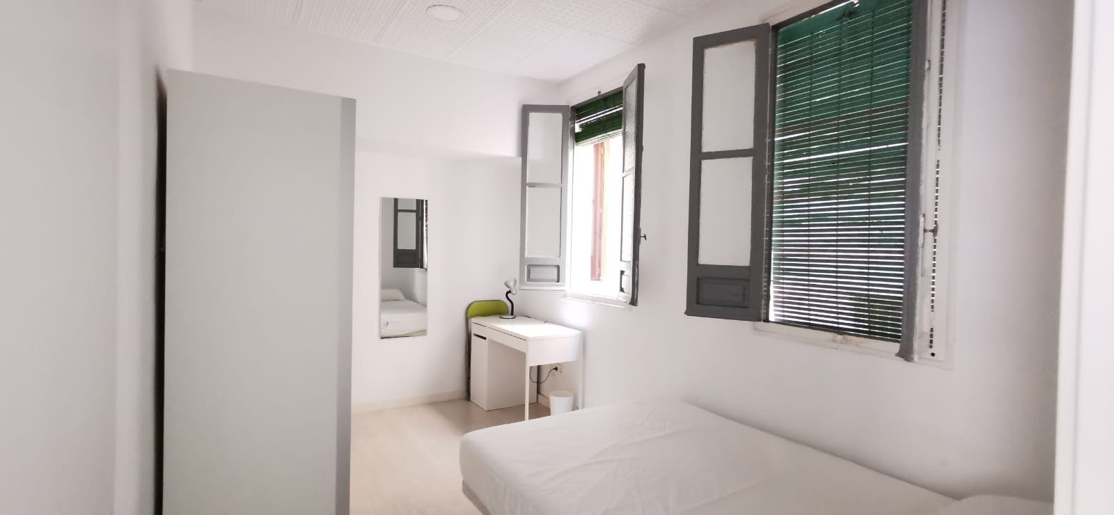 Calle del Médico Pascual Pérez, Alicante (Alacant) preview