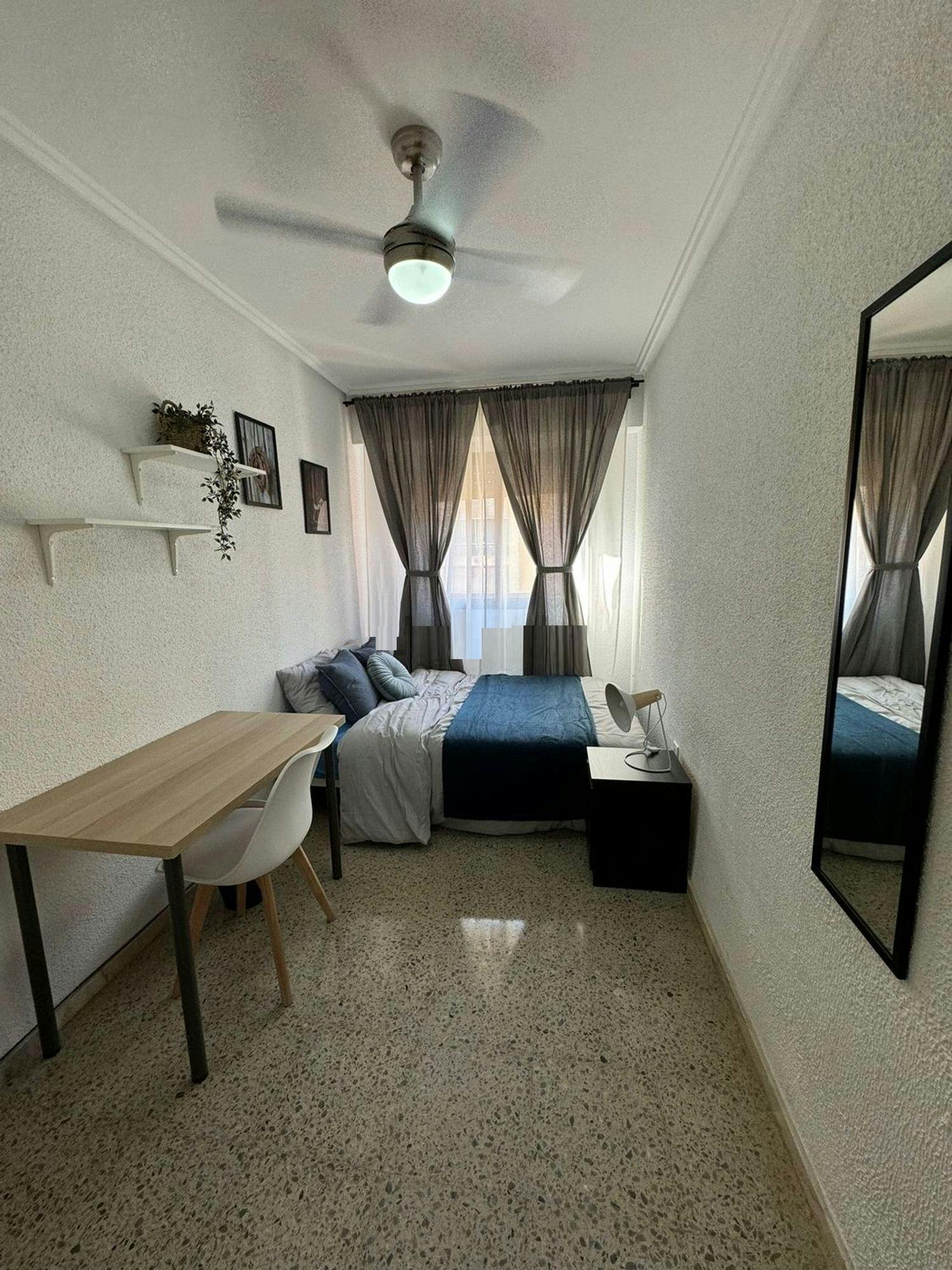 Carrer de Sedaví, Torrent preview