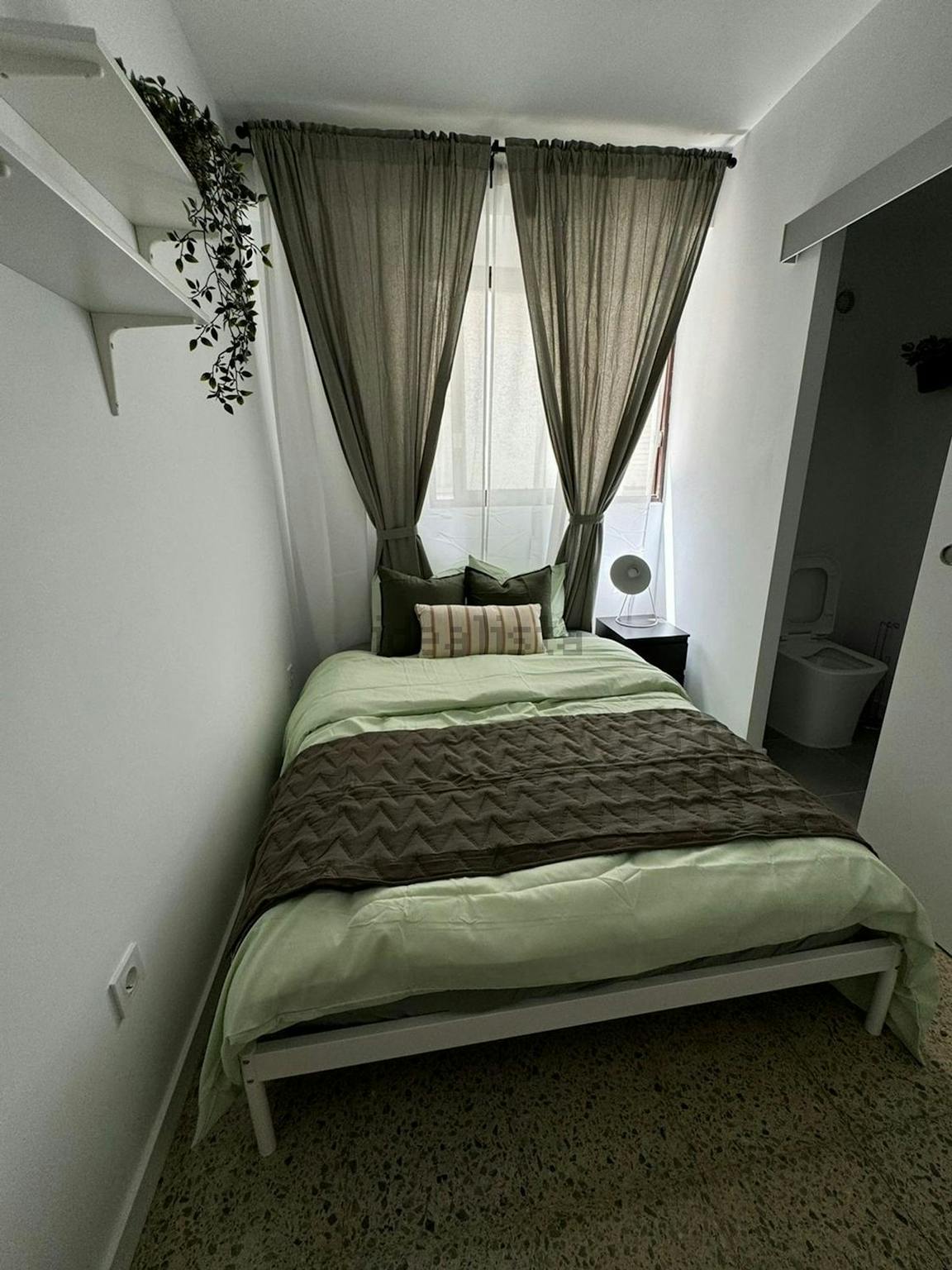 Carrer de Sedaví, Torrent preview