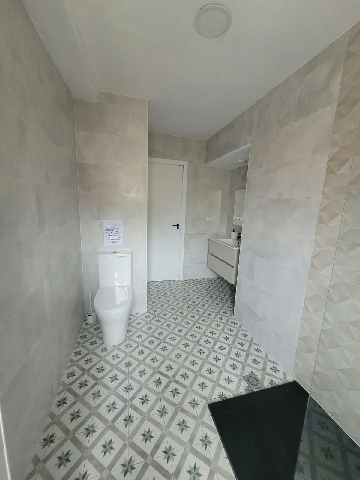 Single room Torrent, 1 bed, 10m² — photo 9