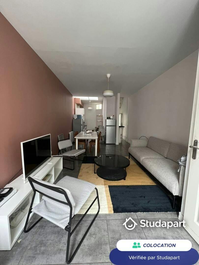 Private room for rent on Rue Léonard Danel, Lille - Vue 3