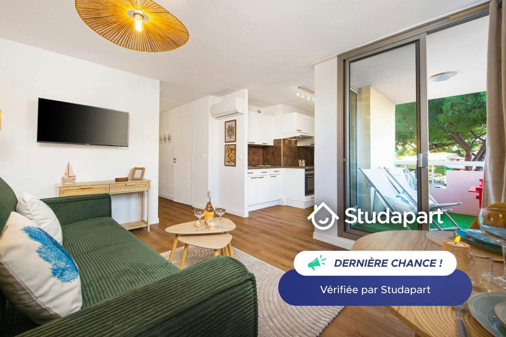 House for rent for €950 per month in Roquebrune-Cap-Martin, Avenue de la Plage