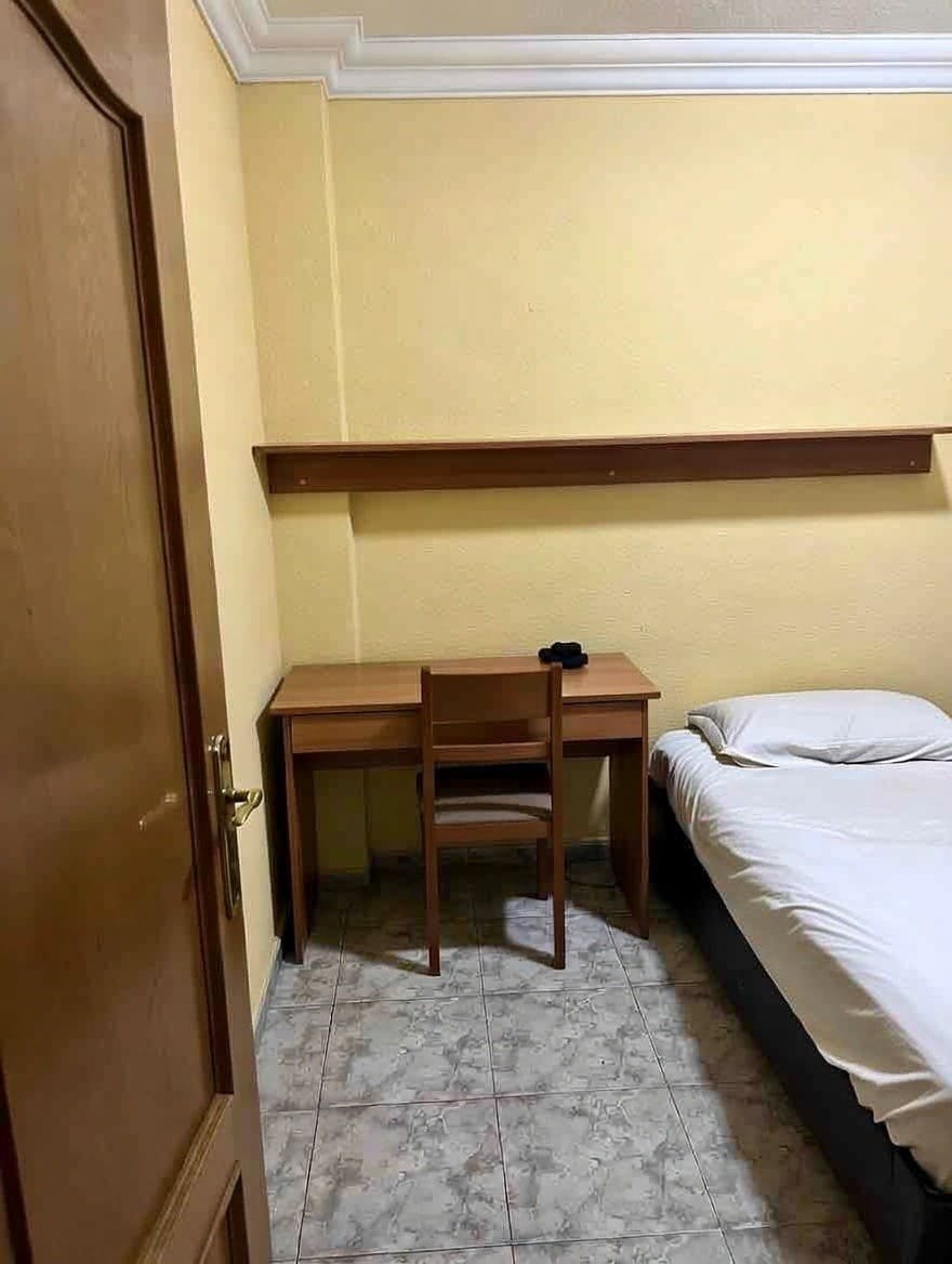 Privé kamer te huur voor € 400 per maand in Alcorcón, Calle Retablo