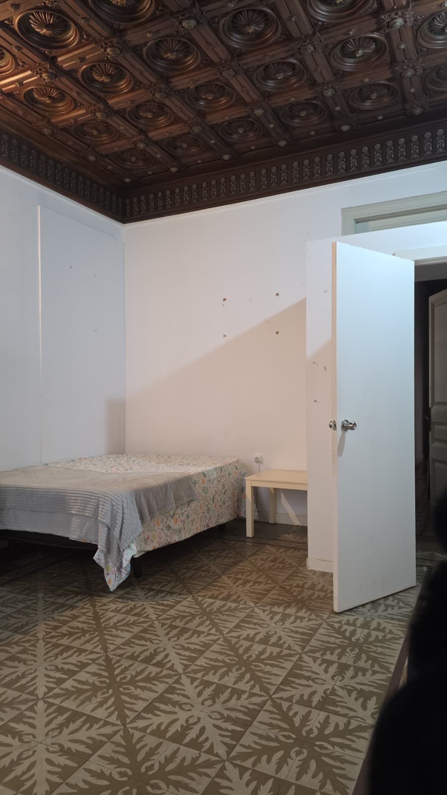 Private room for rent for €475 per month in Barcelona, Travessera de Gràcia