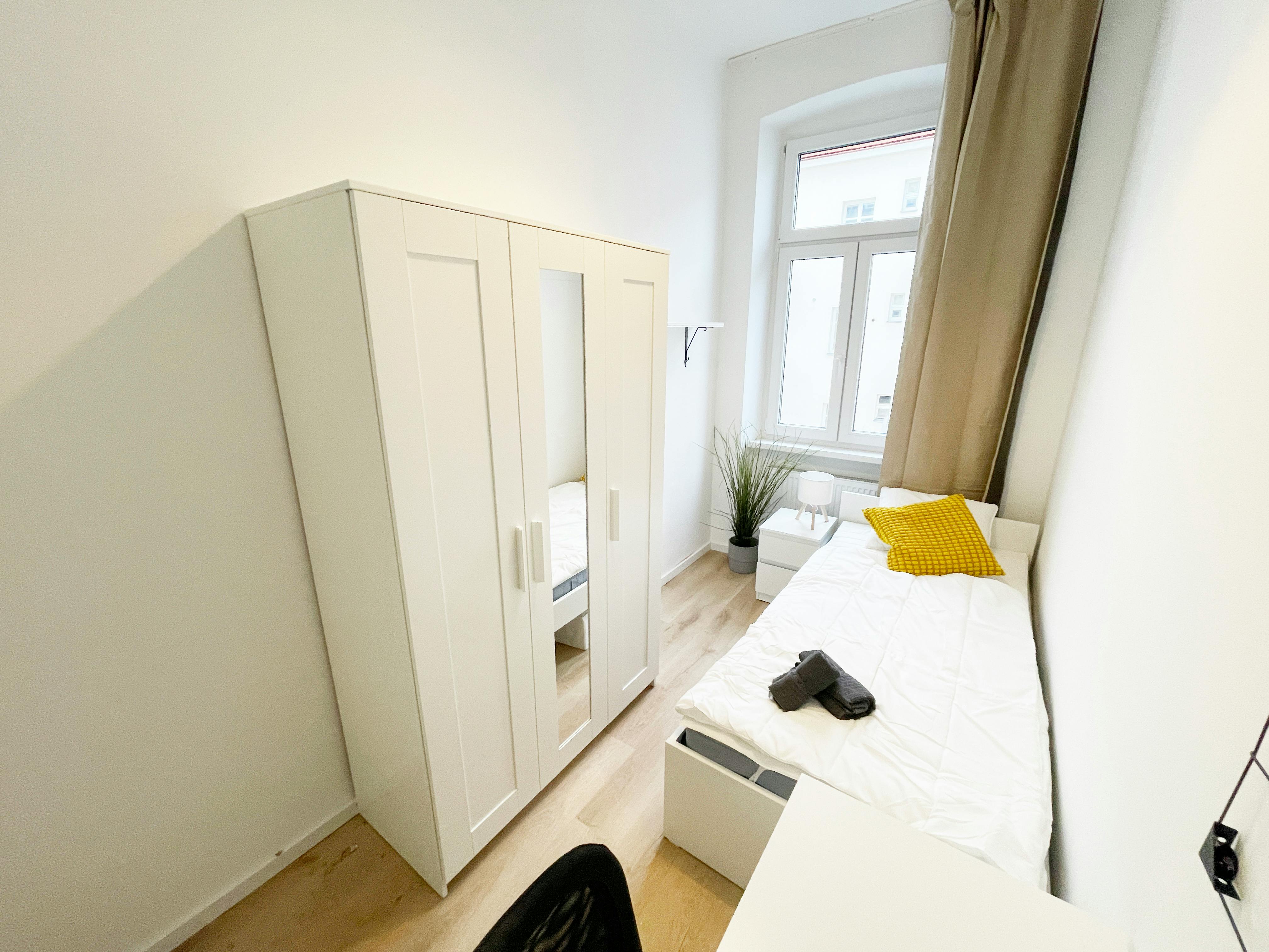 Hyrtlgasse, Vienna preview