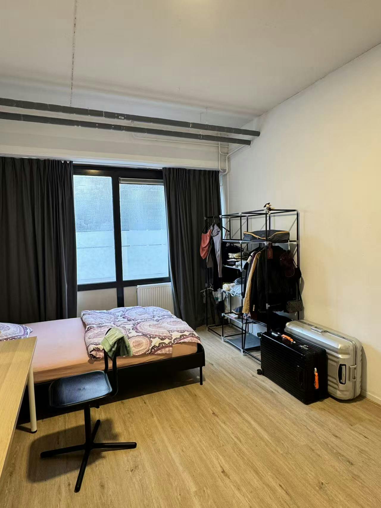 Delat rum att hyra för 802 € i månaden i Breda, Tramsingel