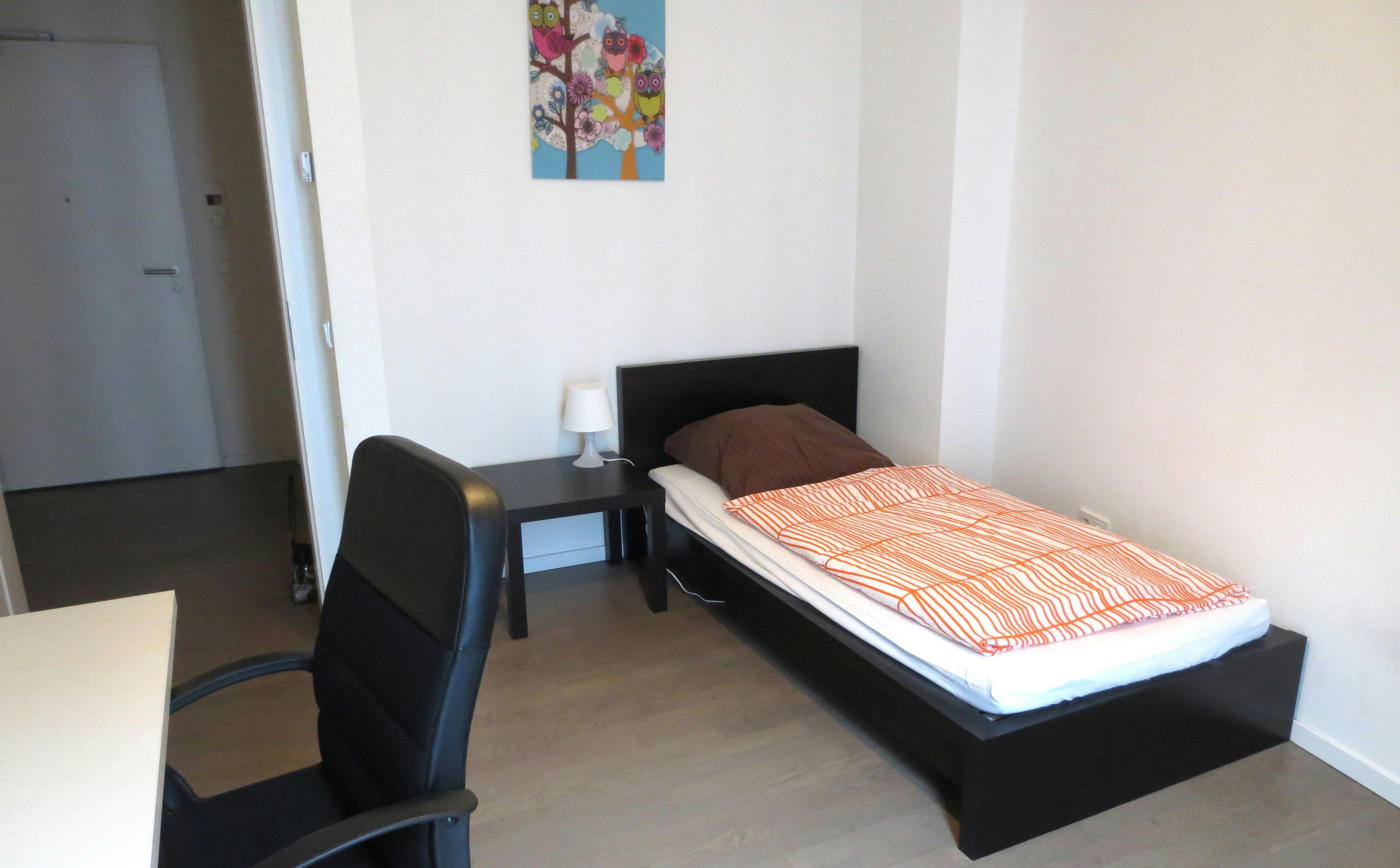 Private room for rent for €740 per month in Berlin, Bernhard-Weiß-Straße