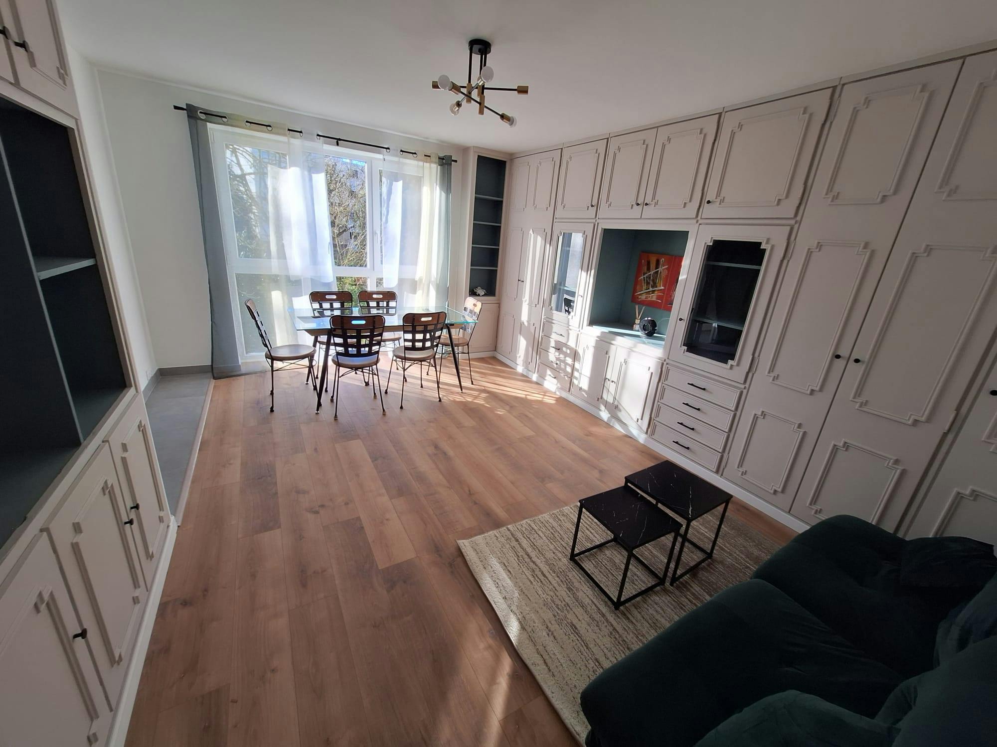 Apartment for rent for €1,500 per month in Bourg-la-Reine, Rue François Villon