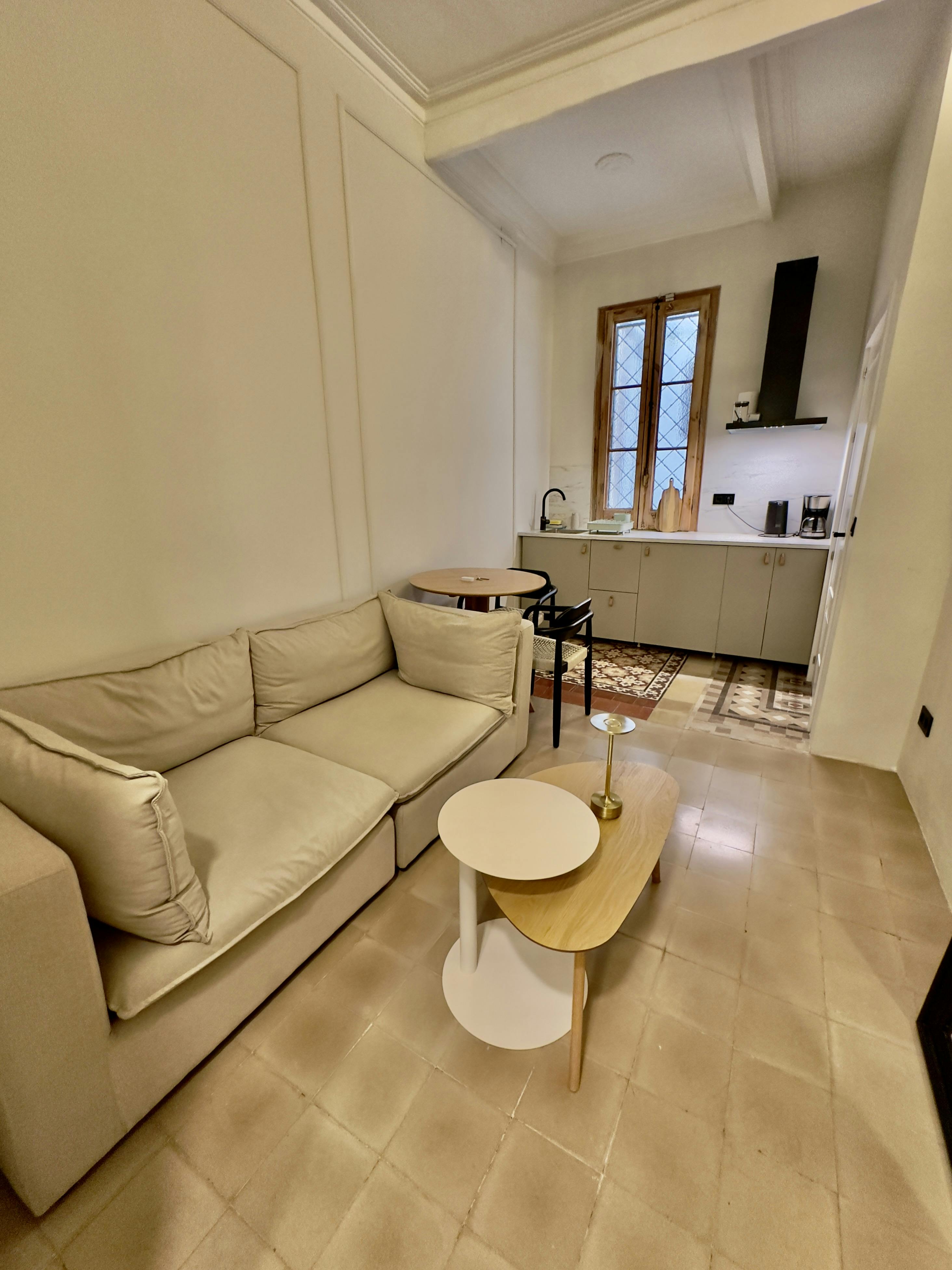 Квартира за оренду для 1 600 EUR на місяць у Barcelona, Gran Via de les Corts Catalanes
