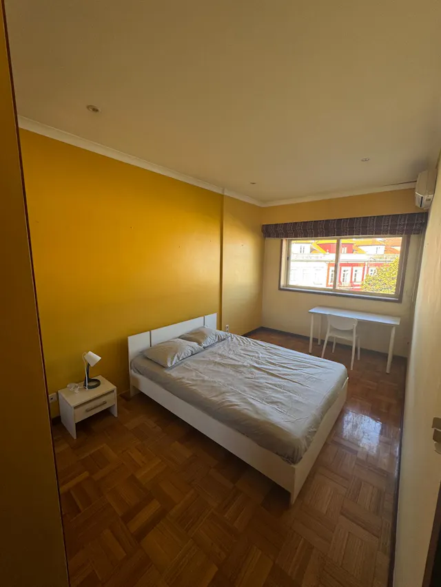 Private room in Rua dos Navegantes, Porto (1679772) room image 1