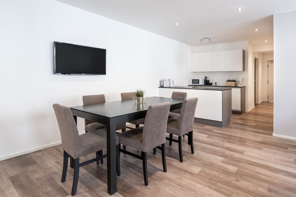 公寓 正在以 €820 的月租出租，其位于 Madrid, Calle de Serrano