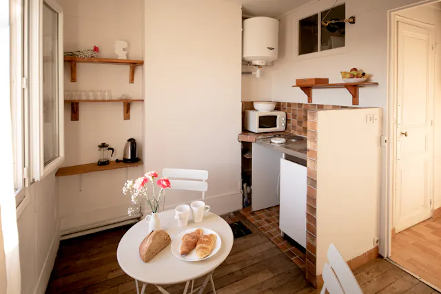 1-Bedroom Apartment in Rue de Berne, Paris (1679864) room image 2