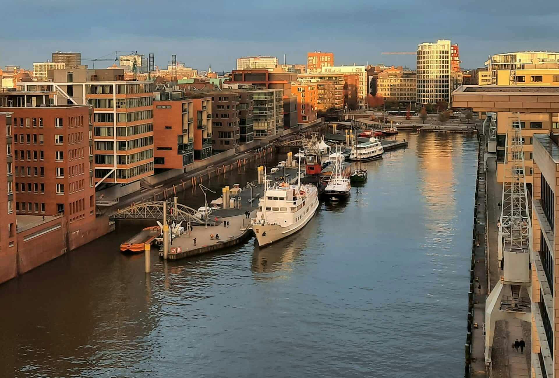 公寓 正在以 €2,159 的月租出租，其位于 Hamburg, Stellbrinkweg