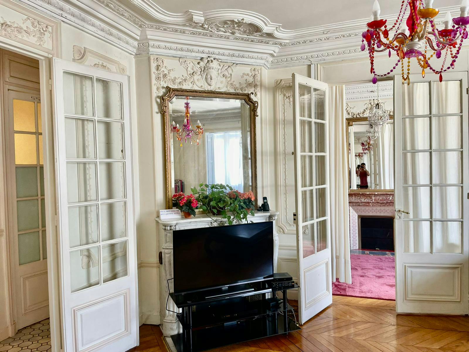 4-Bedroom Apartment in Rue Chaptal, Paris (1680050) room image 2