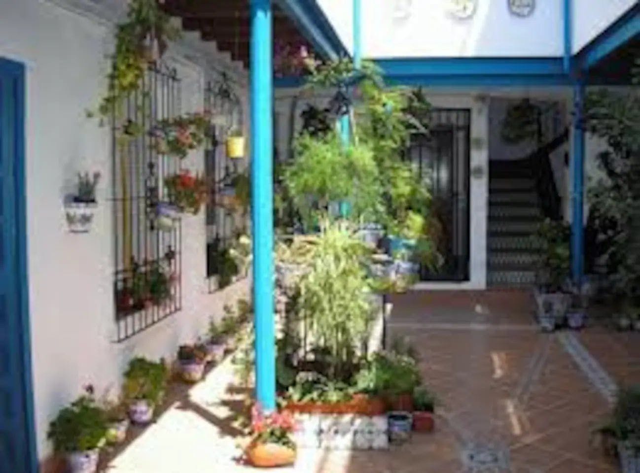 Квартира сдается в аренду за 800 € в месяц в Córdoba, Calle Pintor Bermejo