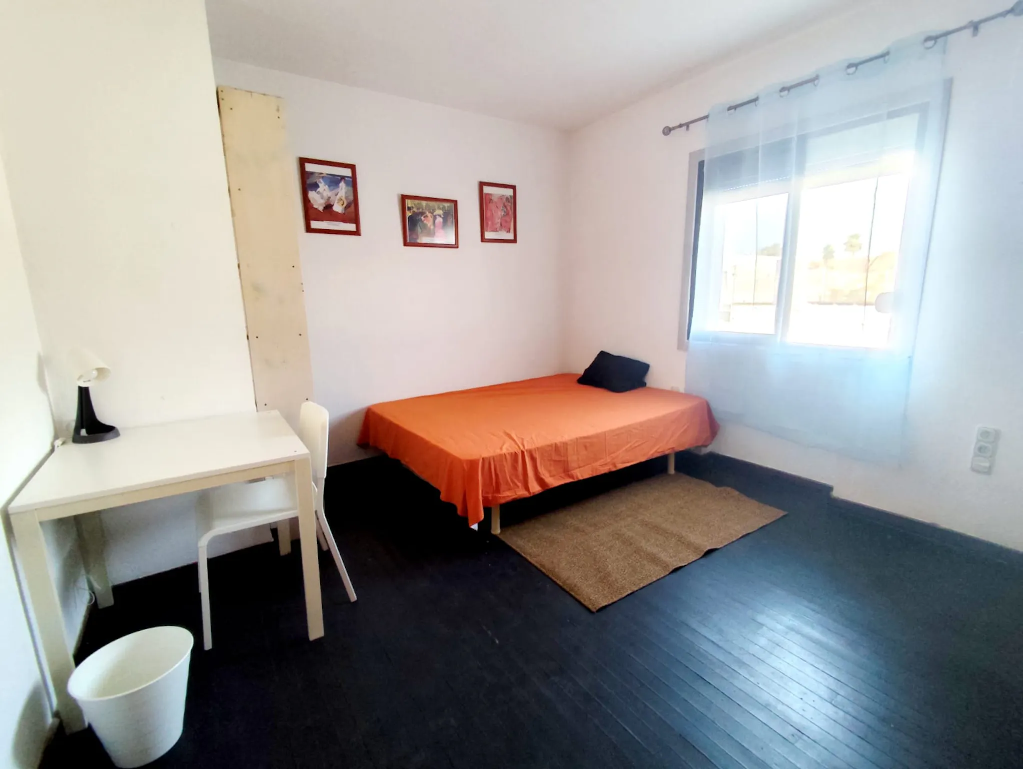 Calle Moctezuma, Sevilla preview