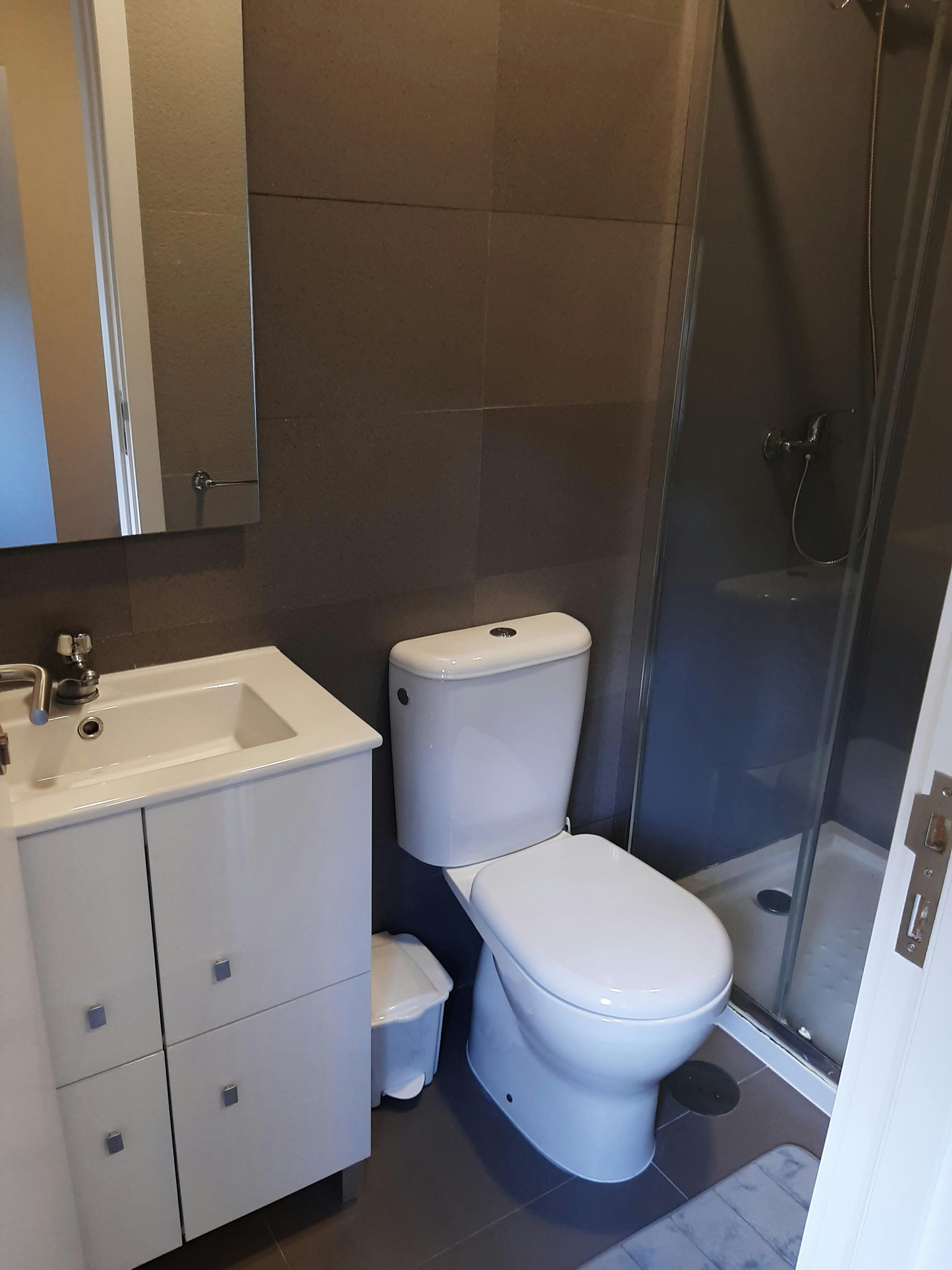 Single room Porto, 1 bed, 8m² — photo 9