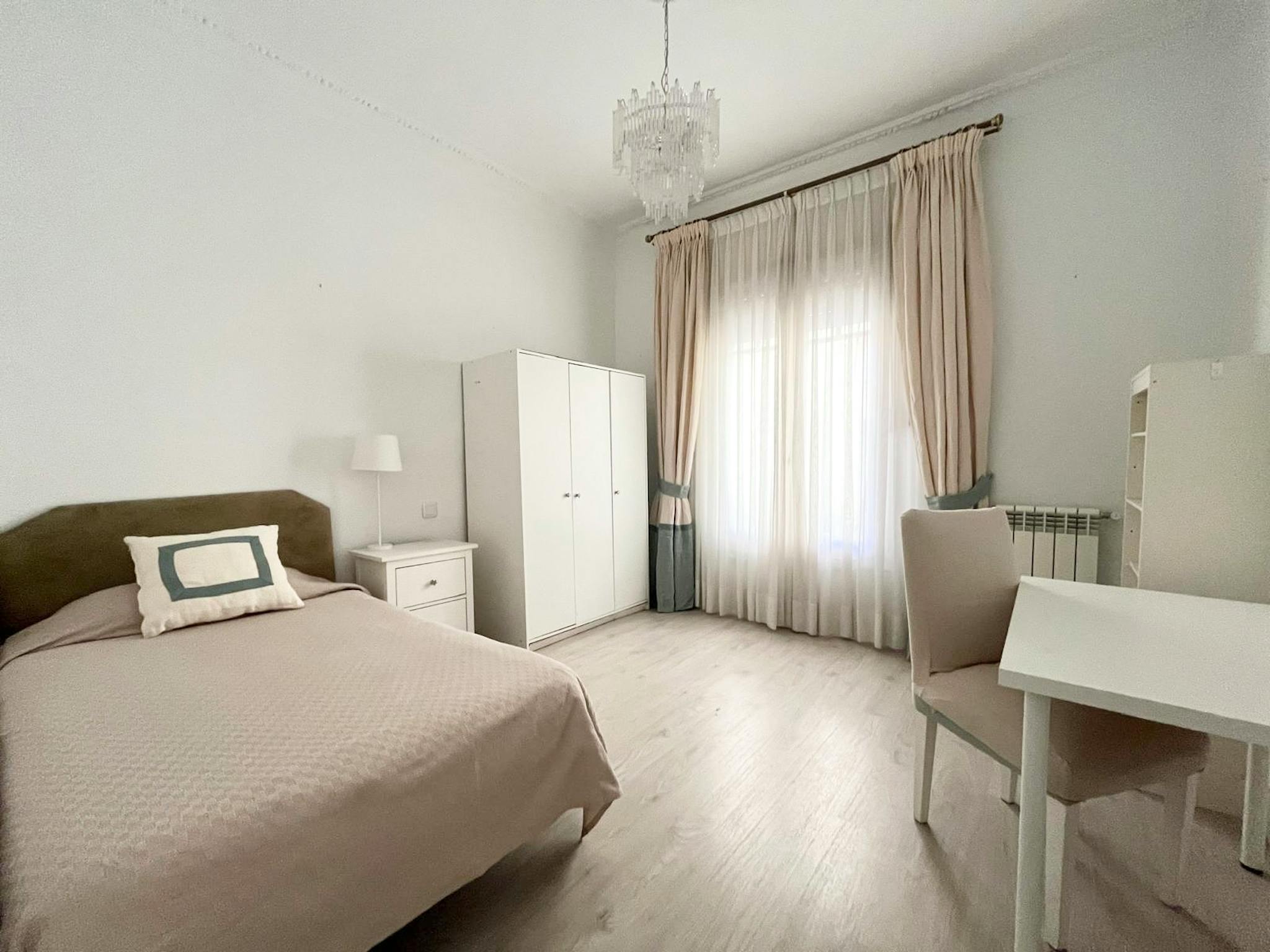 Calle de Benito Gutiérrez, Madrid preview