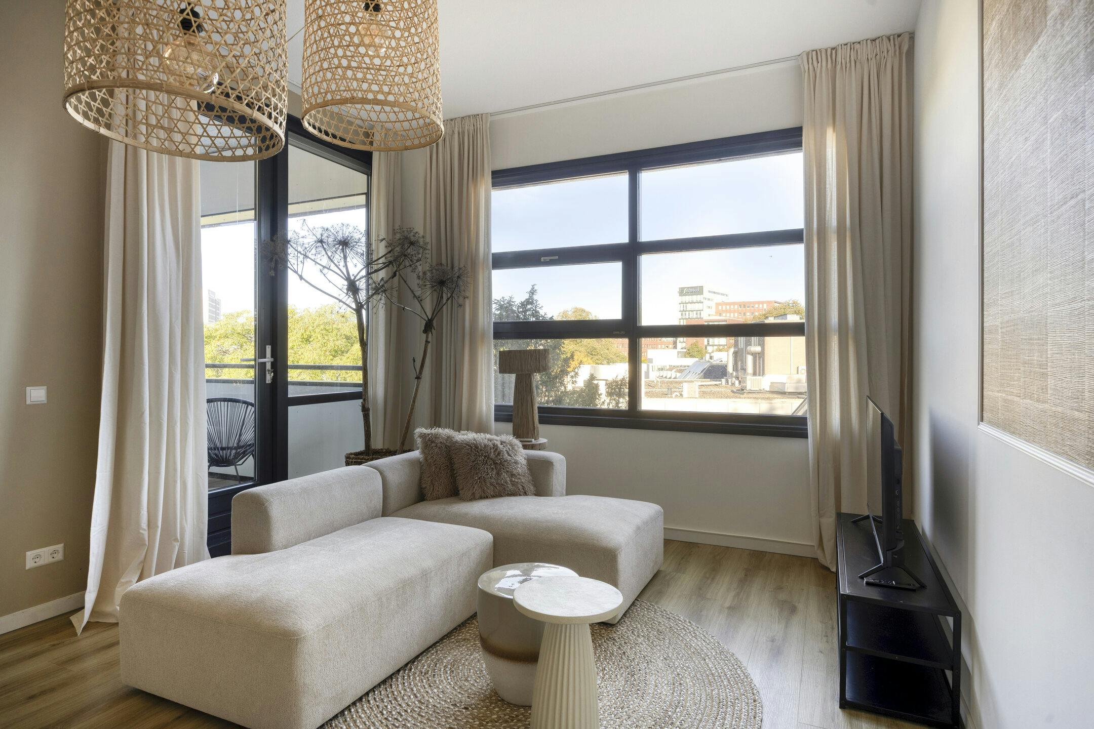 Apartment for rent for €1,896 per month in Amersfoort, Utrechtseweg