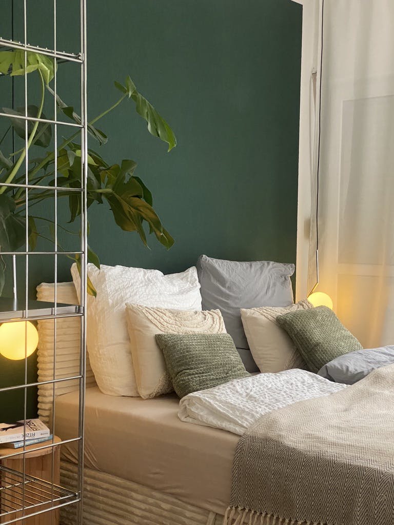 Studio for rent for €1,680 per month in Hochheim am Main, Am Daubhaus