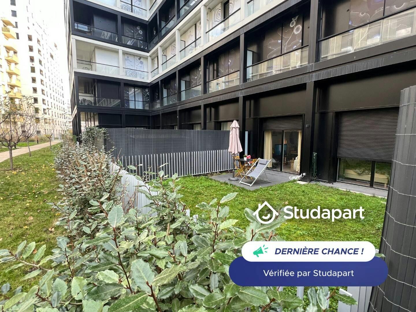 Apartment for rent for €1,450 per month in Asnières-sur-Seine, Rue Henri Bergson