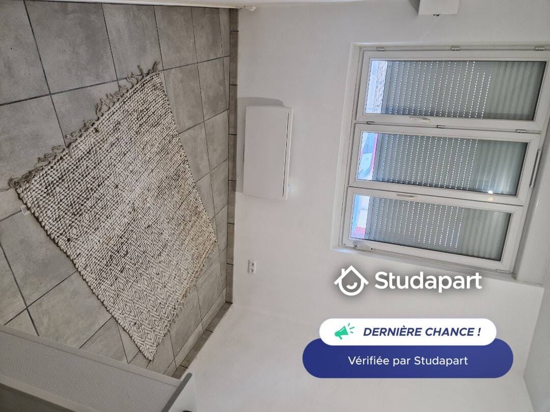 Apartment for rent for €270 per month in Saint-Quentin, Rue Michelet