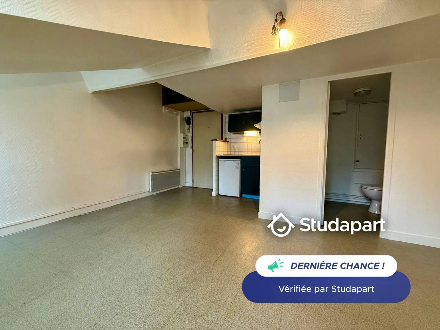 Apartament de închiriat pentru 500 EUR pe lună în Nantes, Rue Armand Brossard